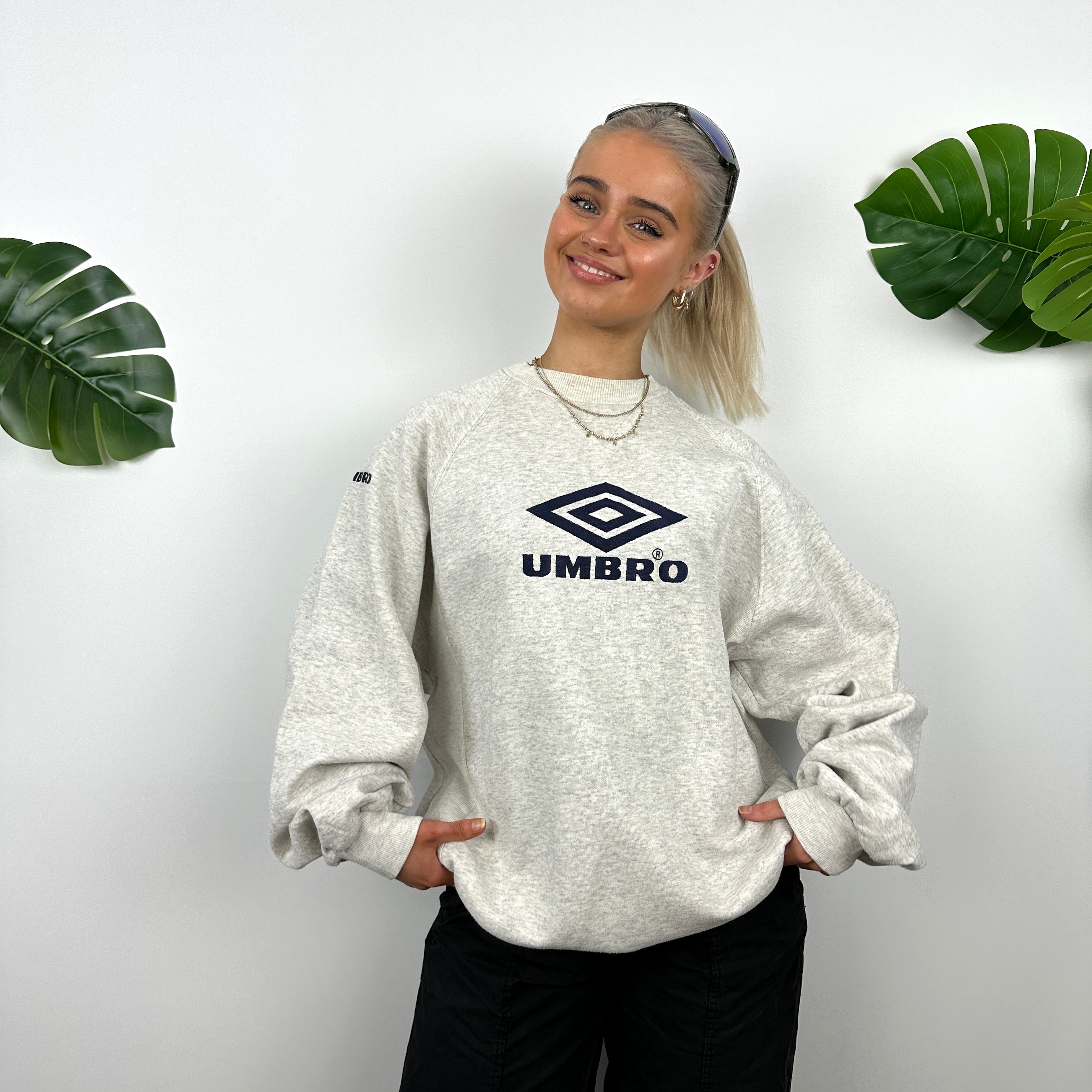 Umbro Grey Embroidered Spell Out Sweatshirt (L)