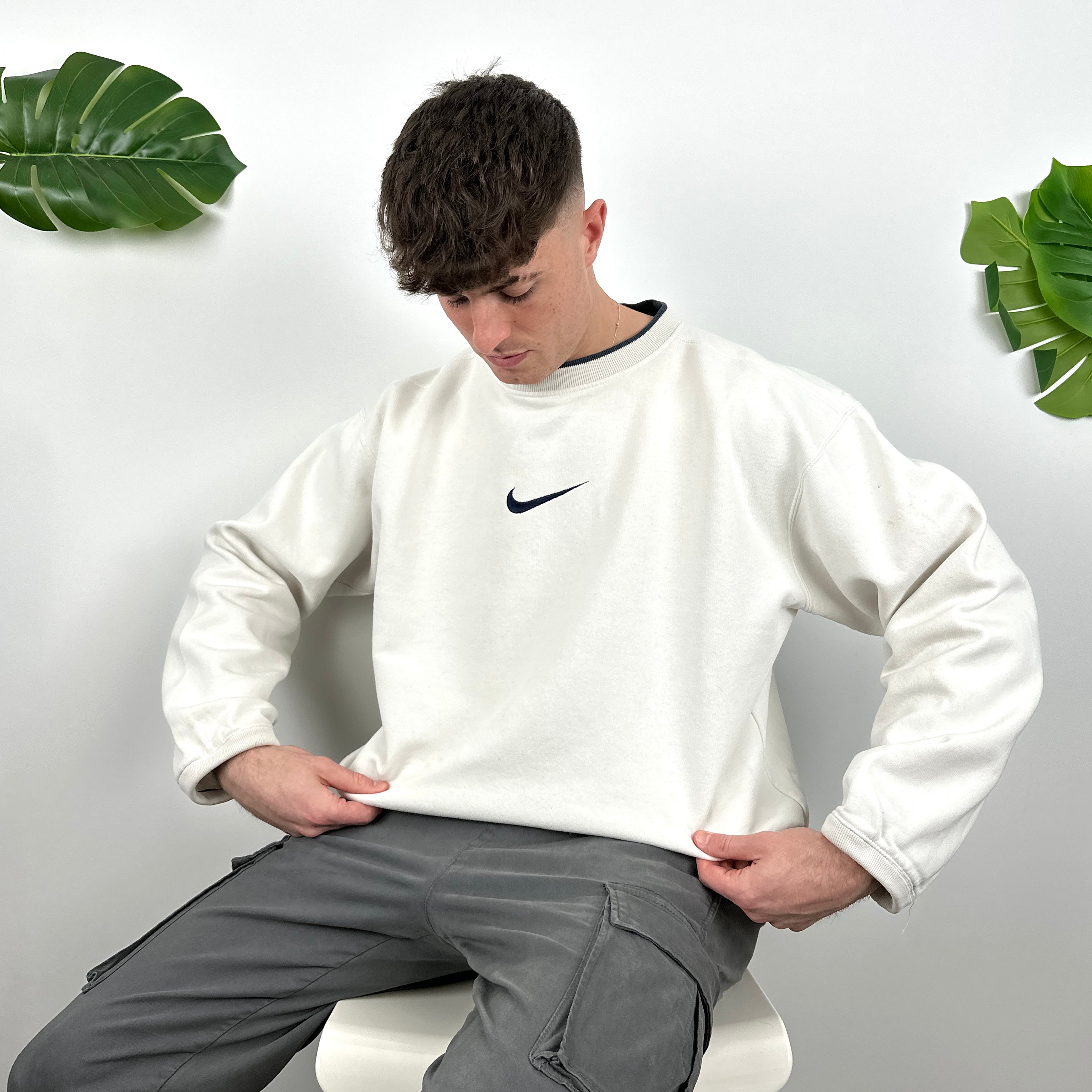 Nike RARE White Embroidered Swoosh Sweatshirt (L)