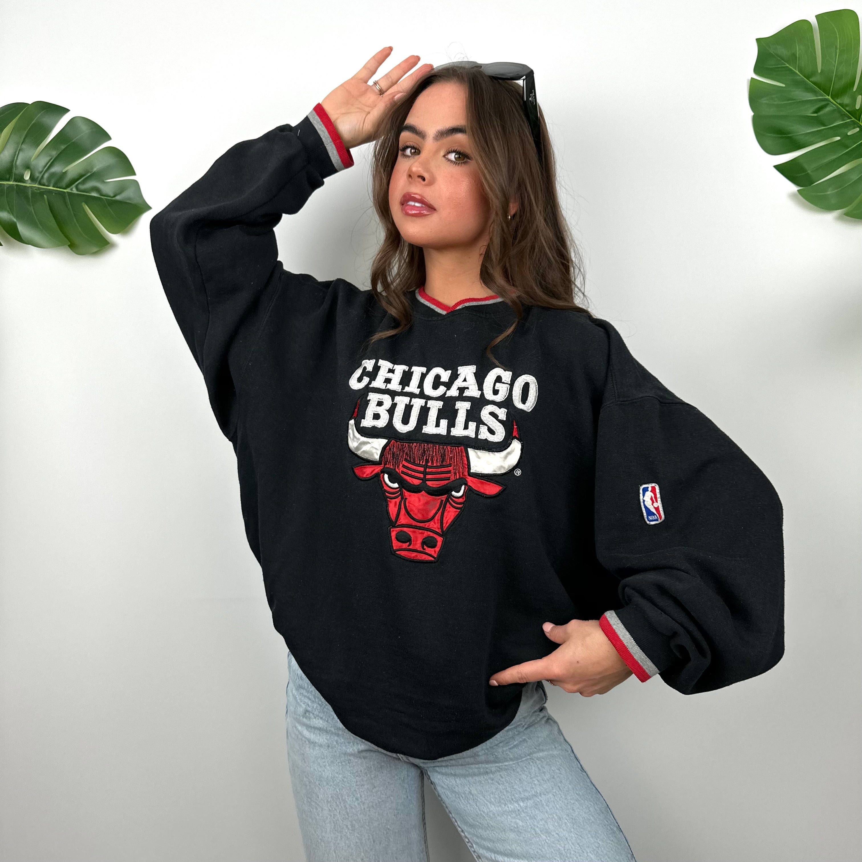 Chicago Bulls RARE Black Embroidered Spell Out Sweatshirt (M)