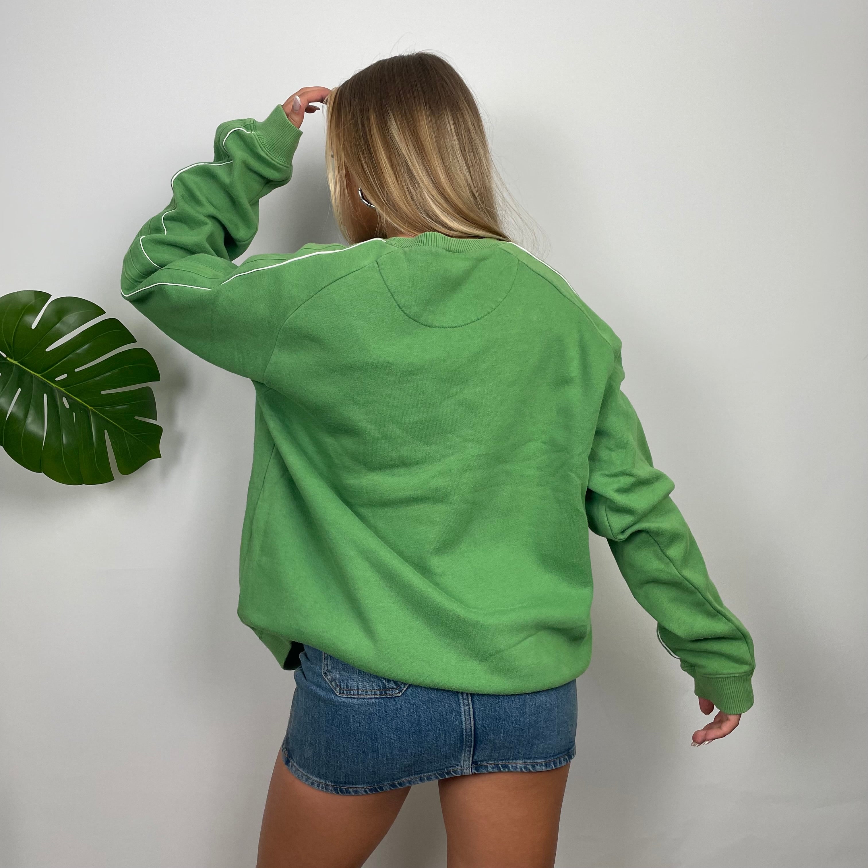 Nike RARE Green Embroidered Swoosh Sweatshirt (M)