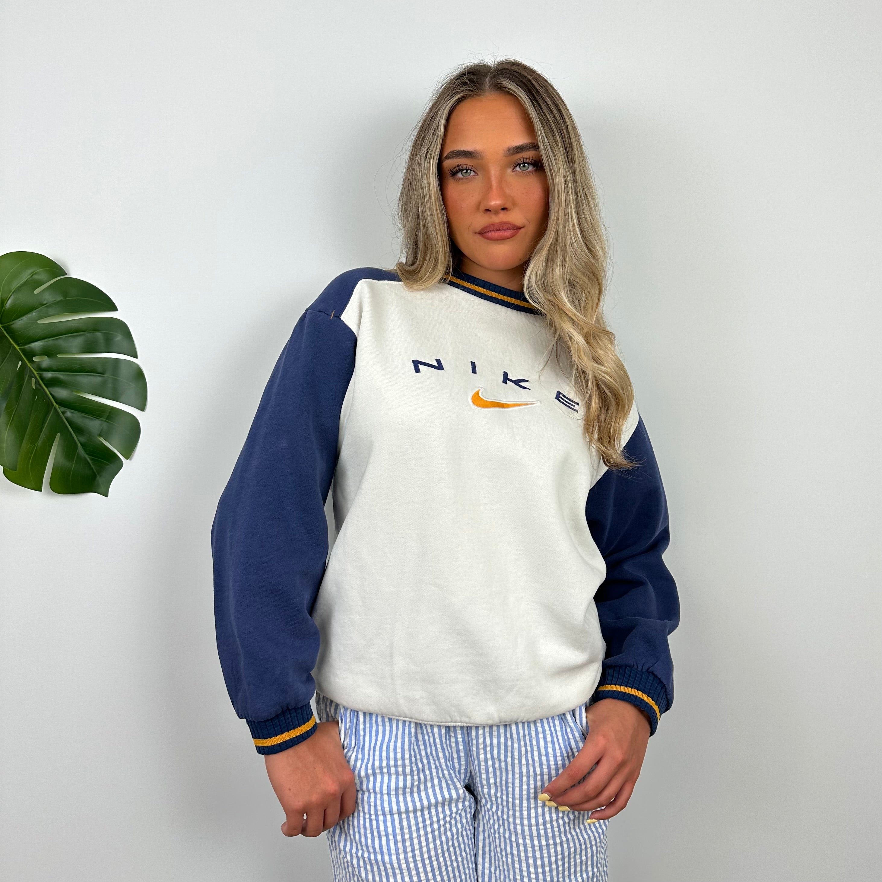 Nike White Embroidered Spell Out Sweatshirt (S)