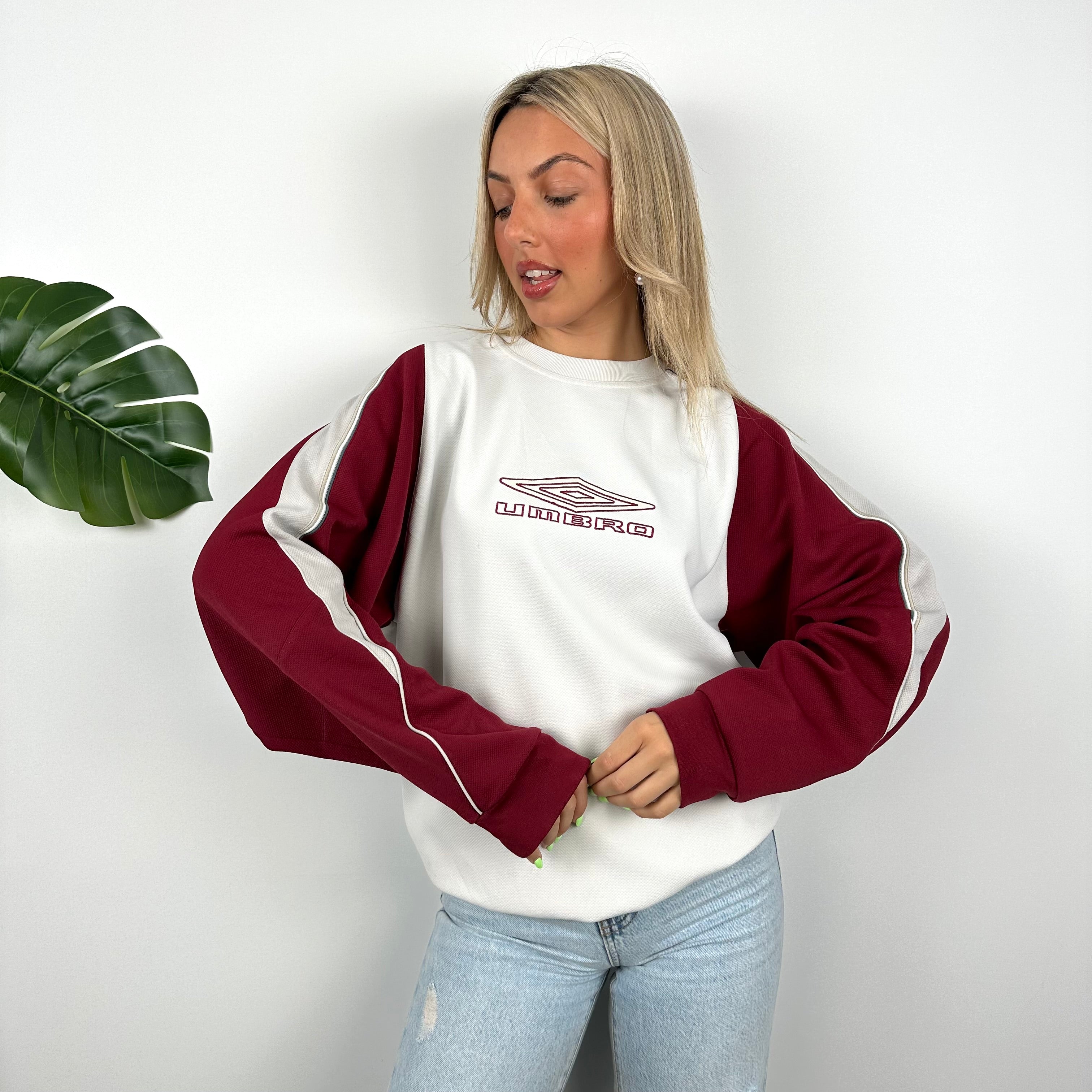 Umbro White Embroidered Spell Out Sweatshirt (L)