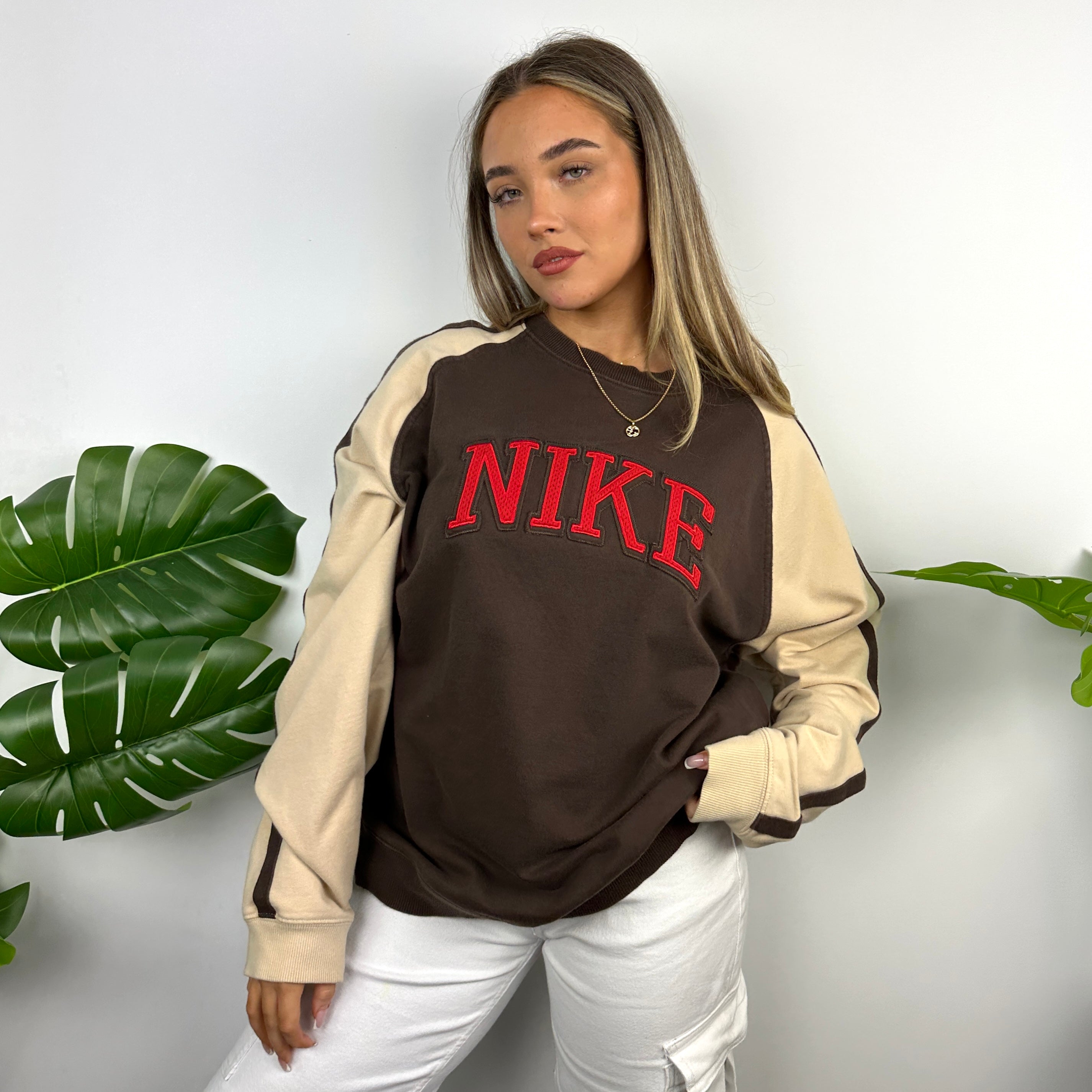 Nike Brown Embroidered Spell Out Sweatshirt (XL)