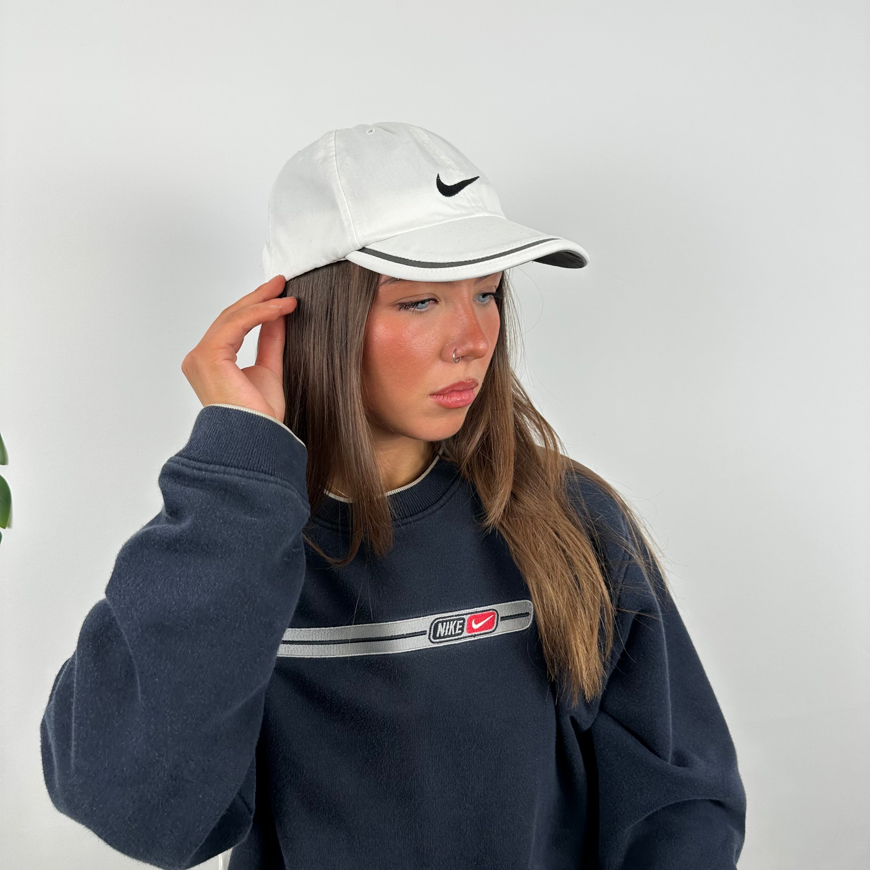 Nike RARE White Embroidered Swoosh Cap