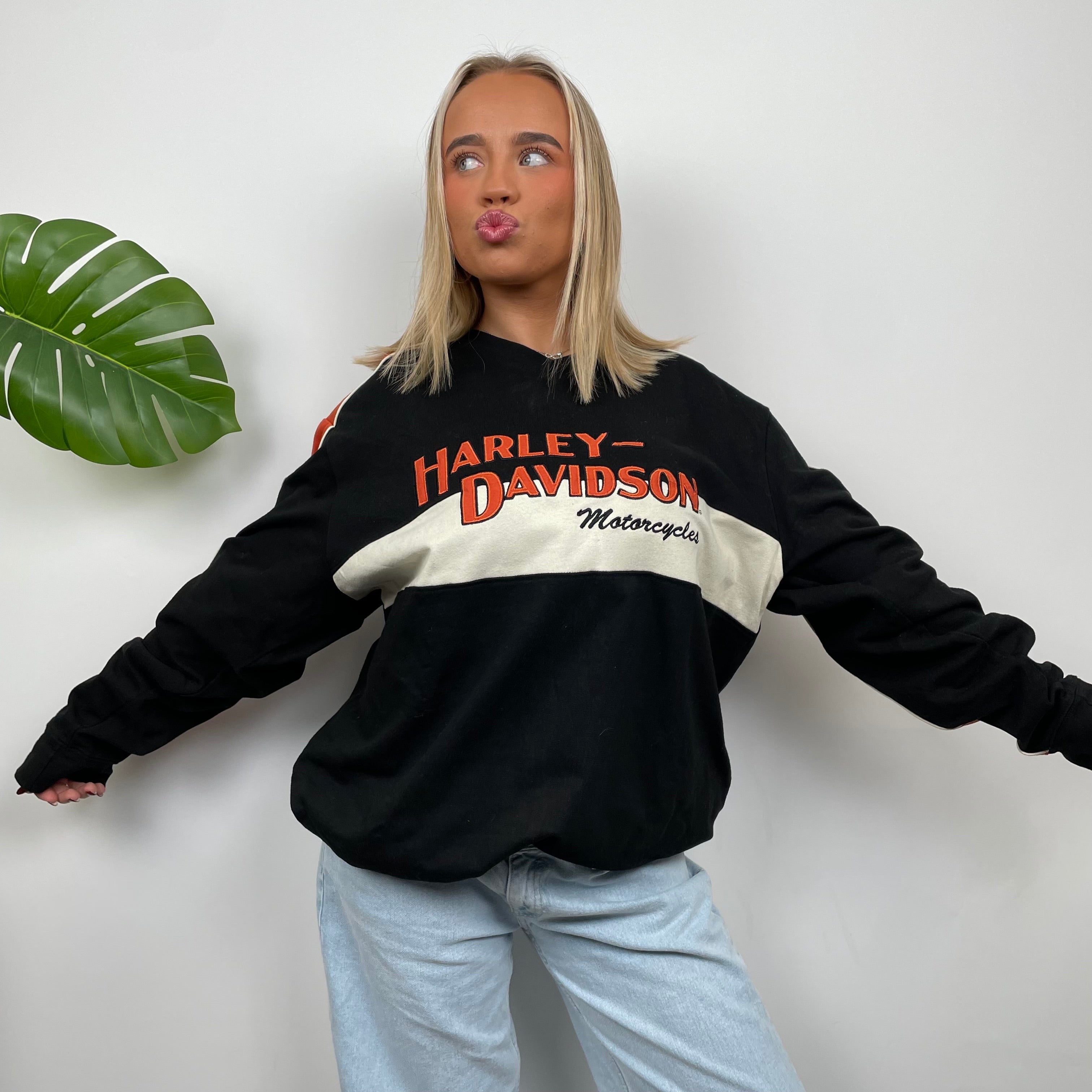 Harley Davidson RARE Black Embroidered Spell Out Sweatshirt(XL)