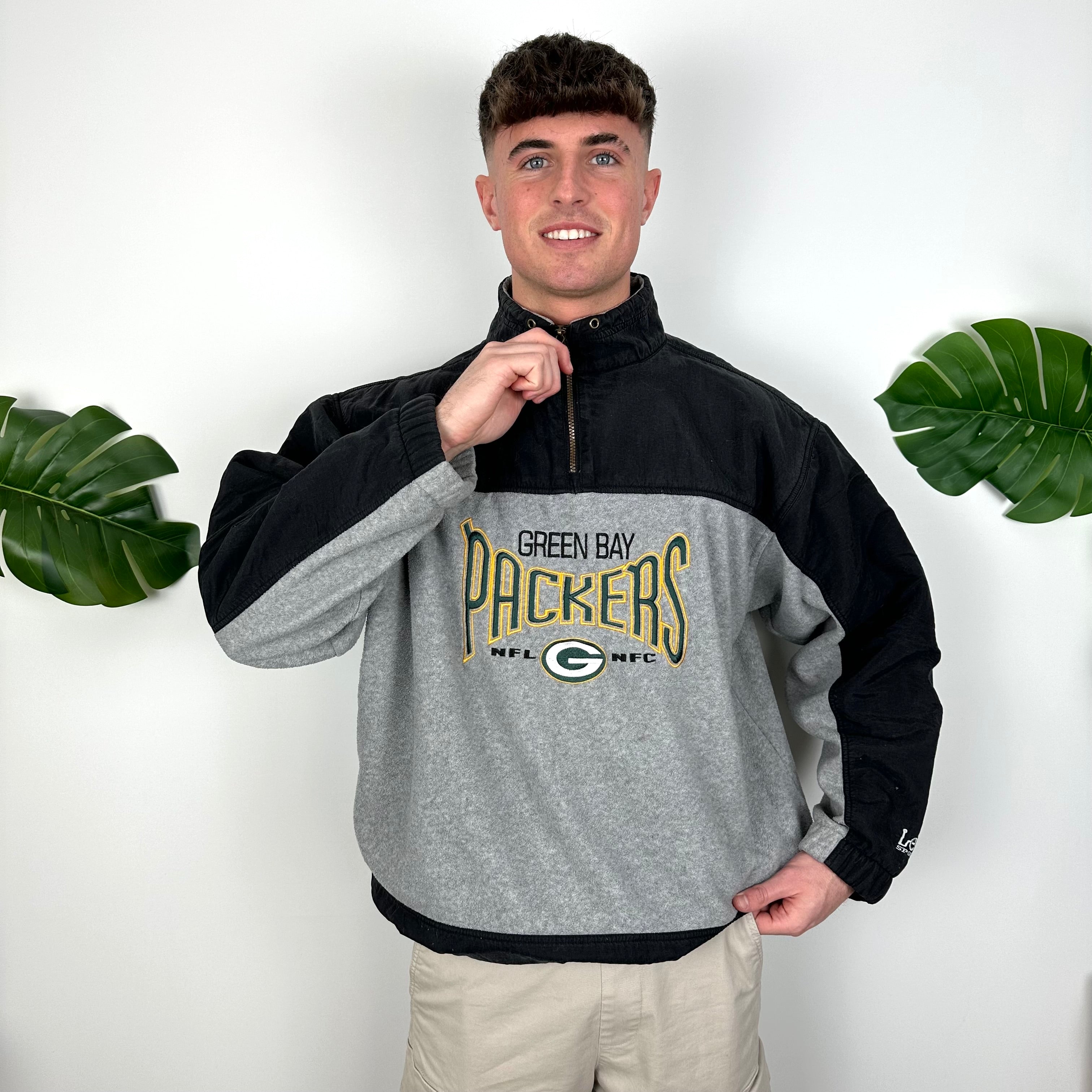 Green Bay Packers RARE Black & Grey Embroidered Spell Out Quarter Zip Sweatshirt (L)