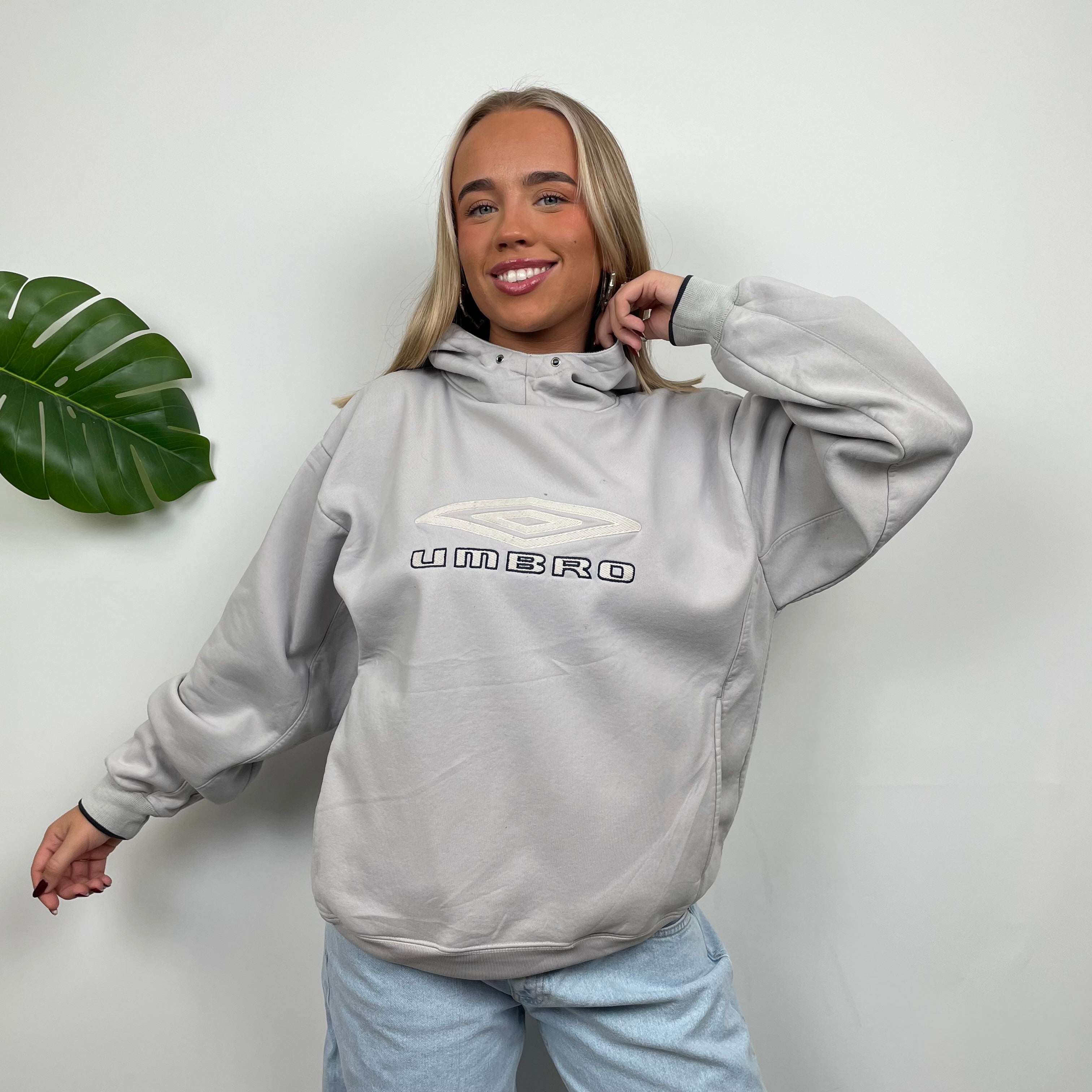 Umbro RARE Grey Embroidered Spell Out Hoodie (M)