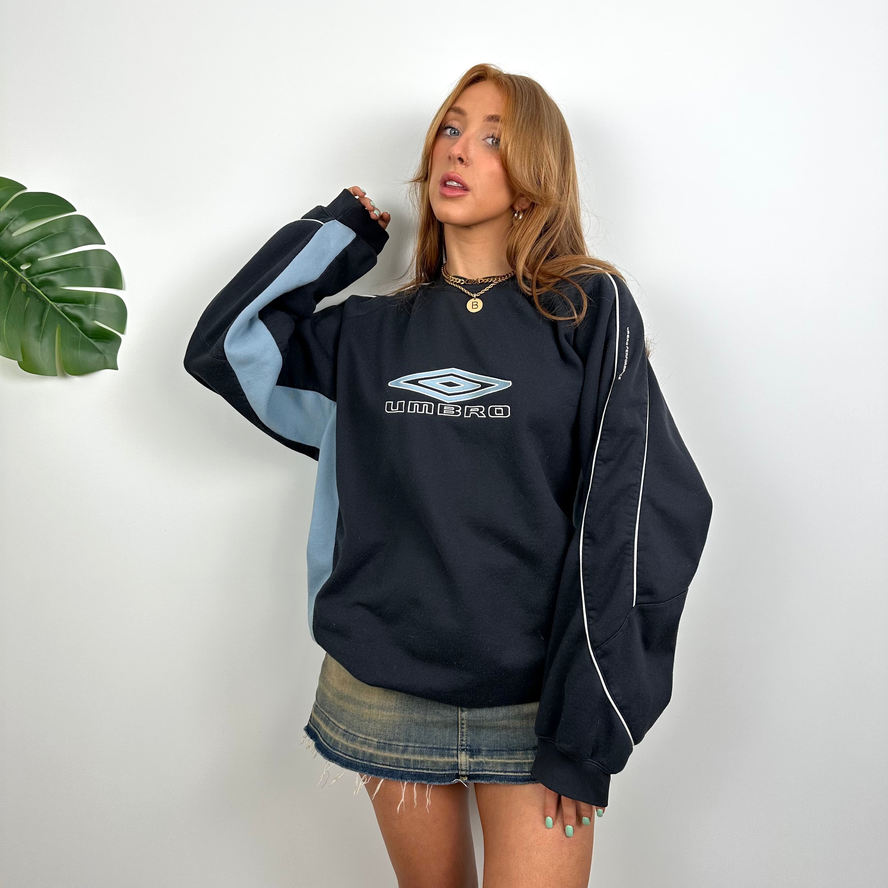 Umbro Navy Embroidered Spell Out Sweatshirt (L)