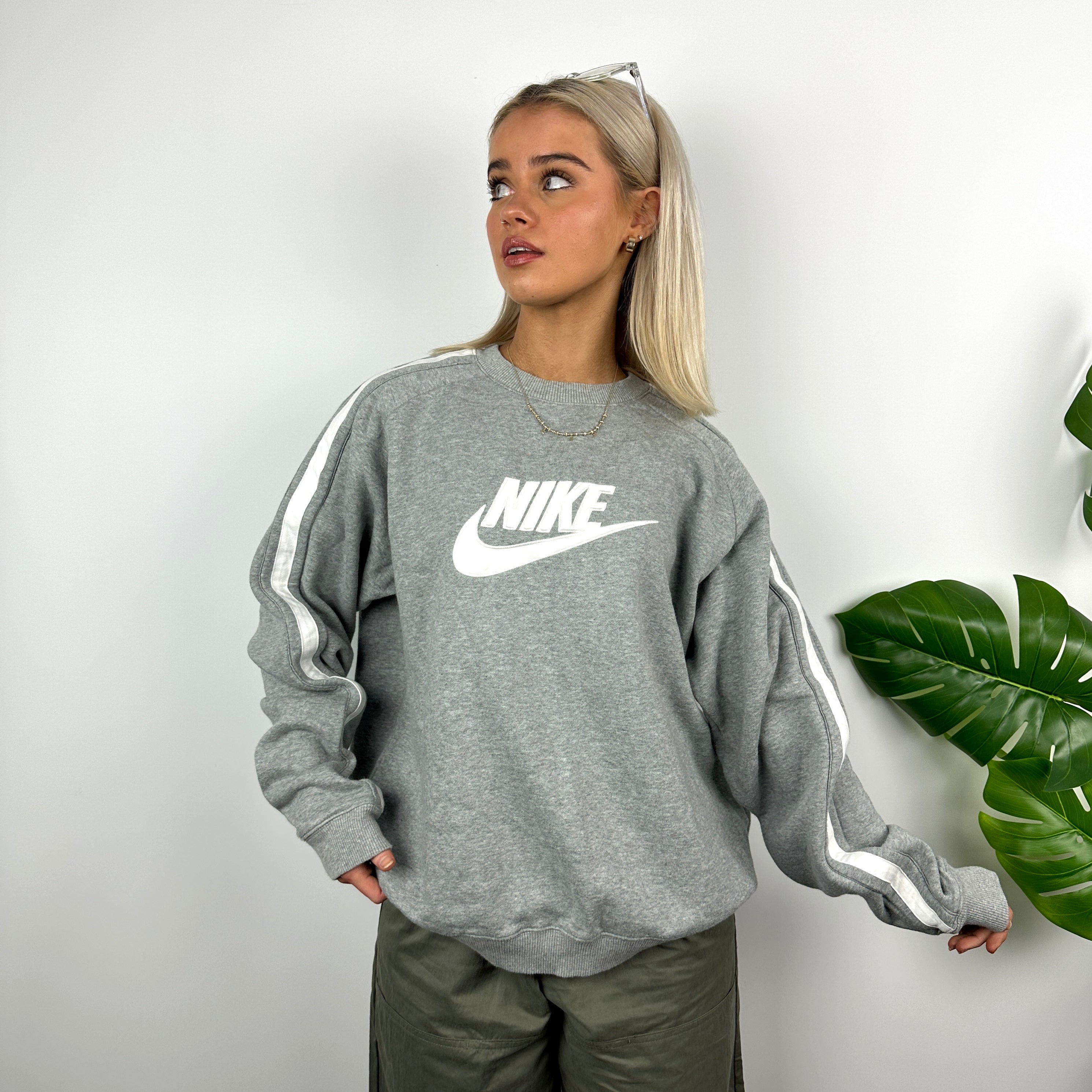 Nike Grey Embroidered Spell Out Sweatshirt (M)