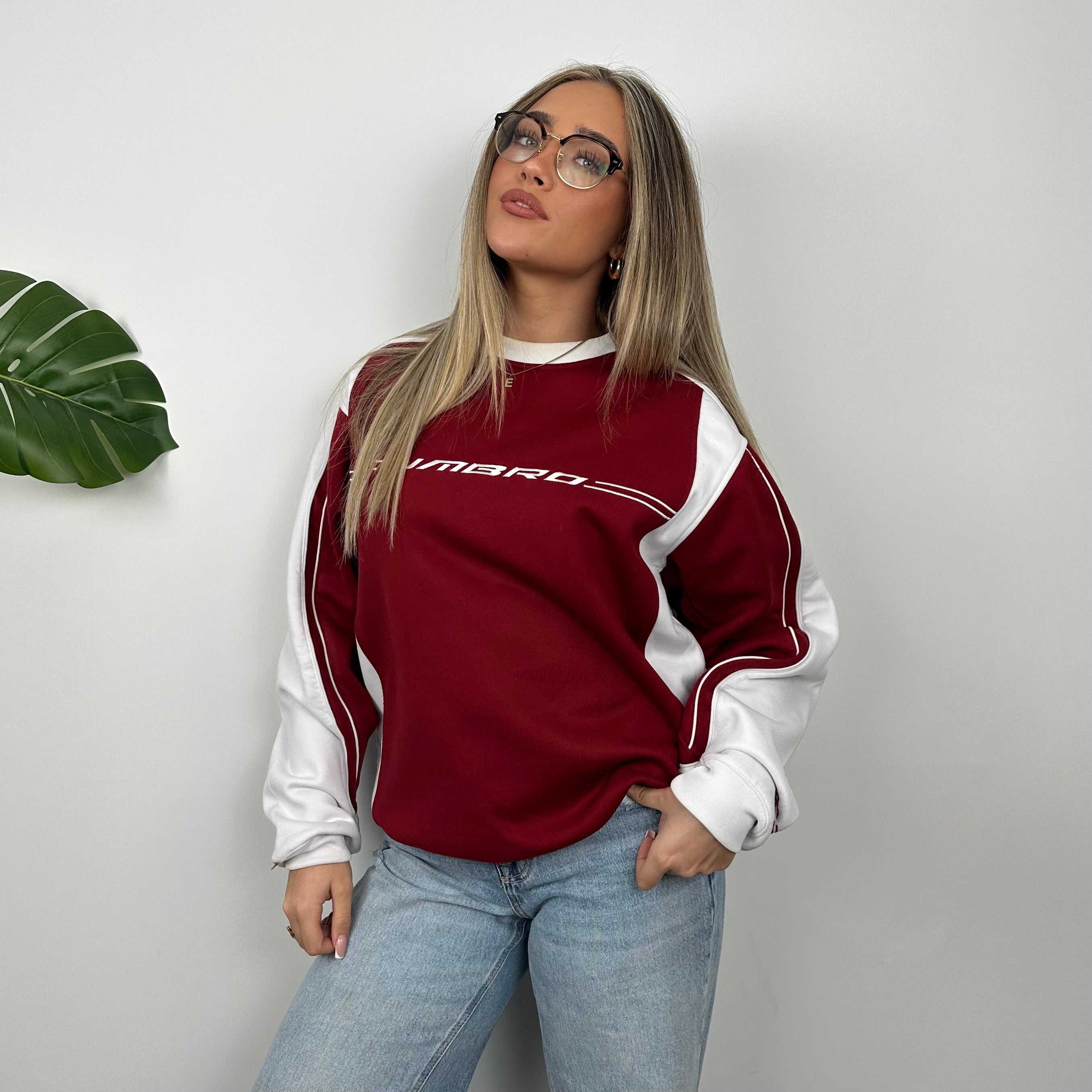 Umbro Red Embroidered Spell Out Sweatshirt (M)