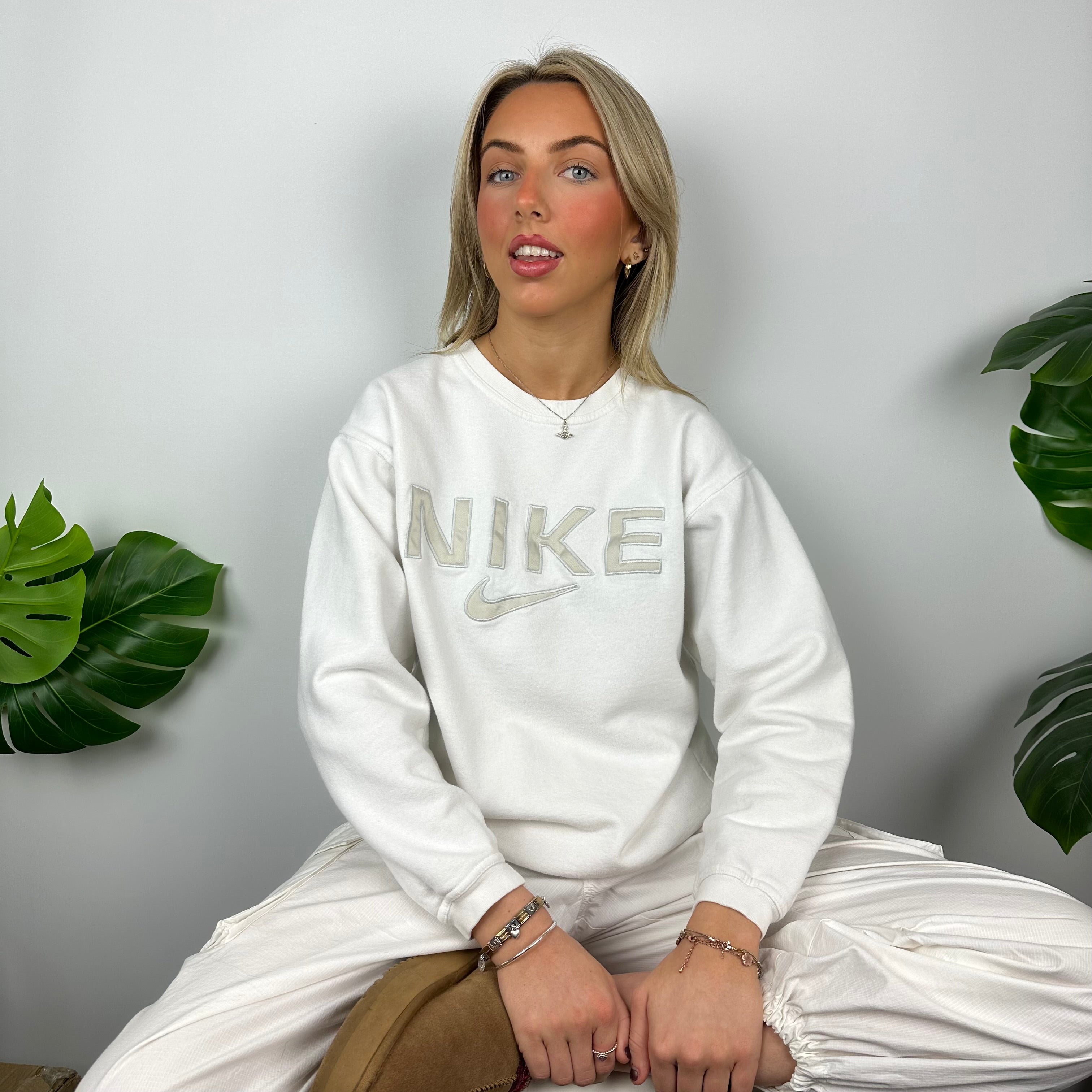 Nike White Embroidered Spell Out Sweatshirt (M)