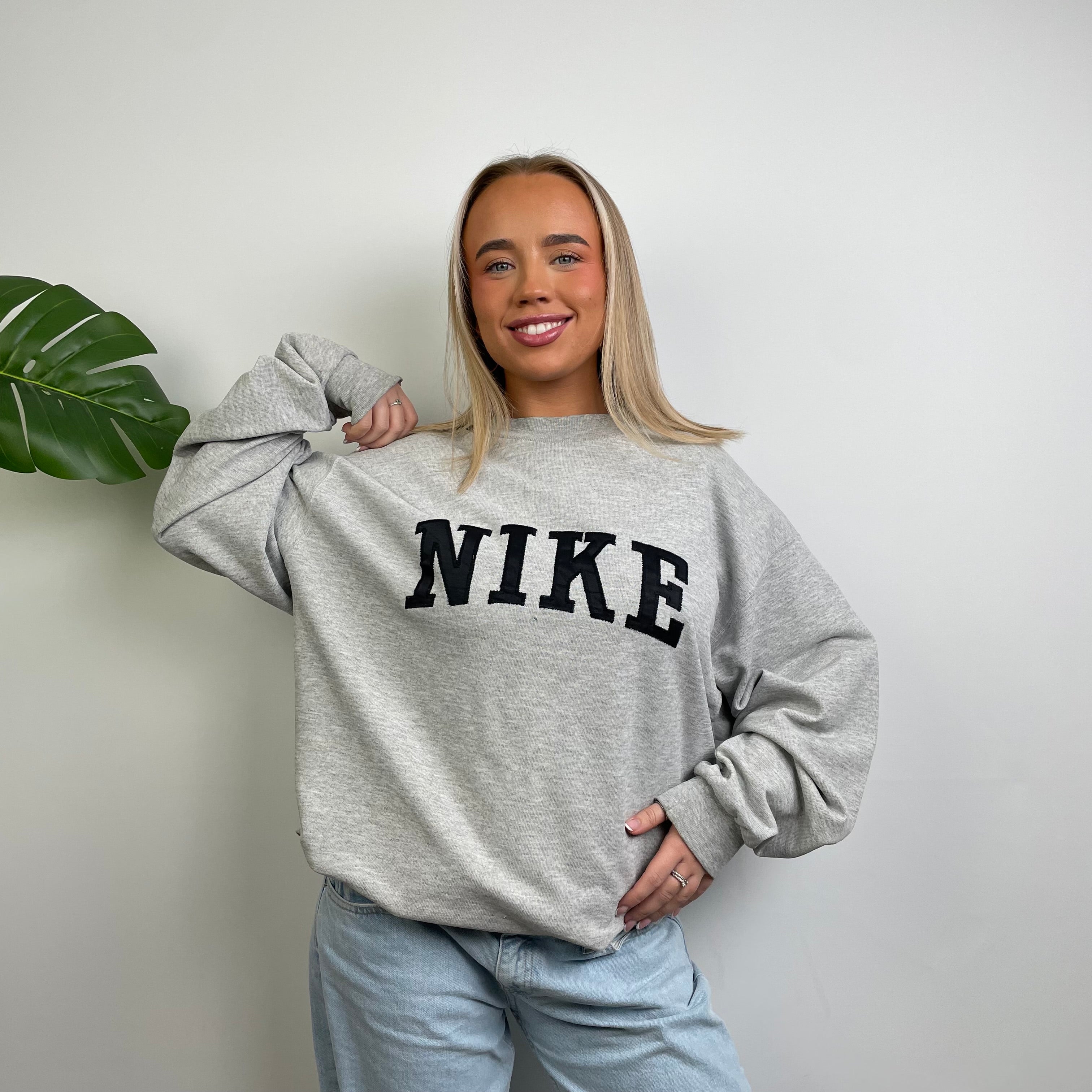 Nike Grey Embroidered Spell Out Sweatshirt (L)