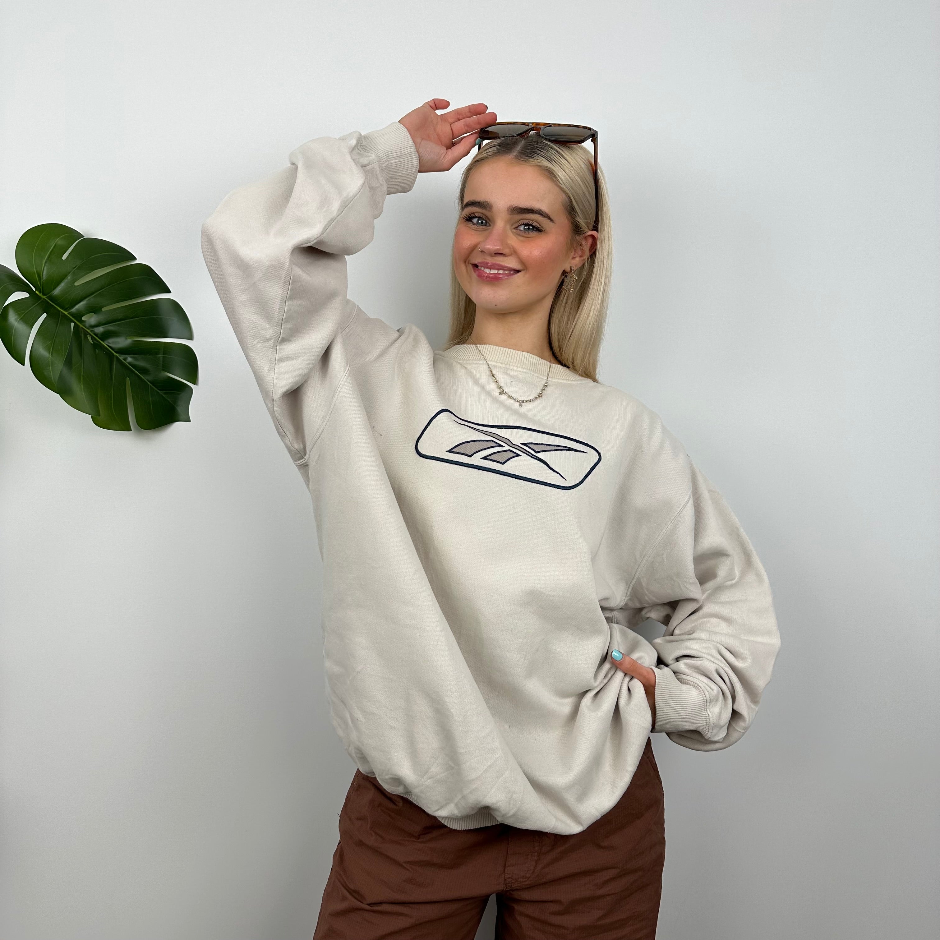 Reebok Cream Embroidered Logo Sweatshirt (L)