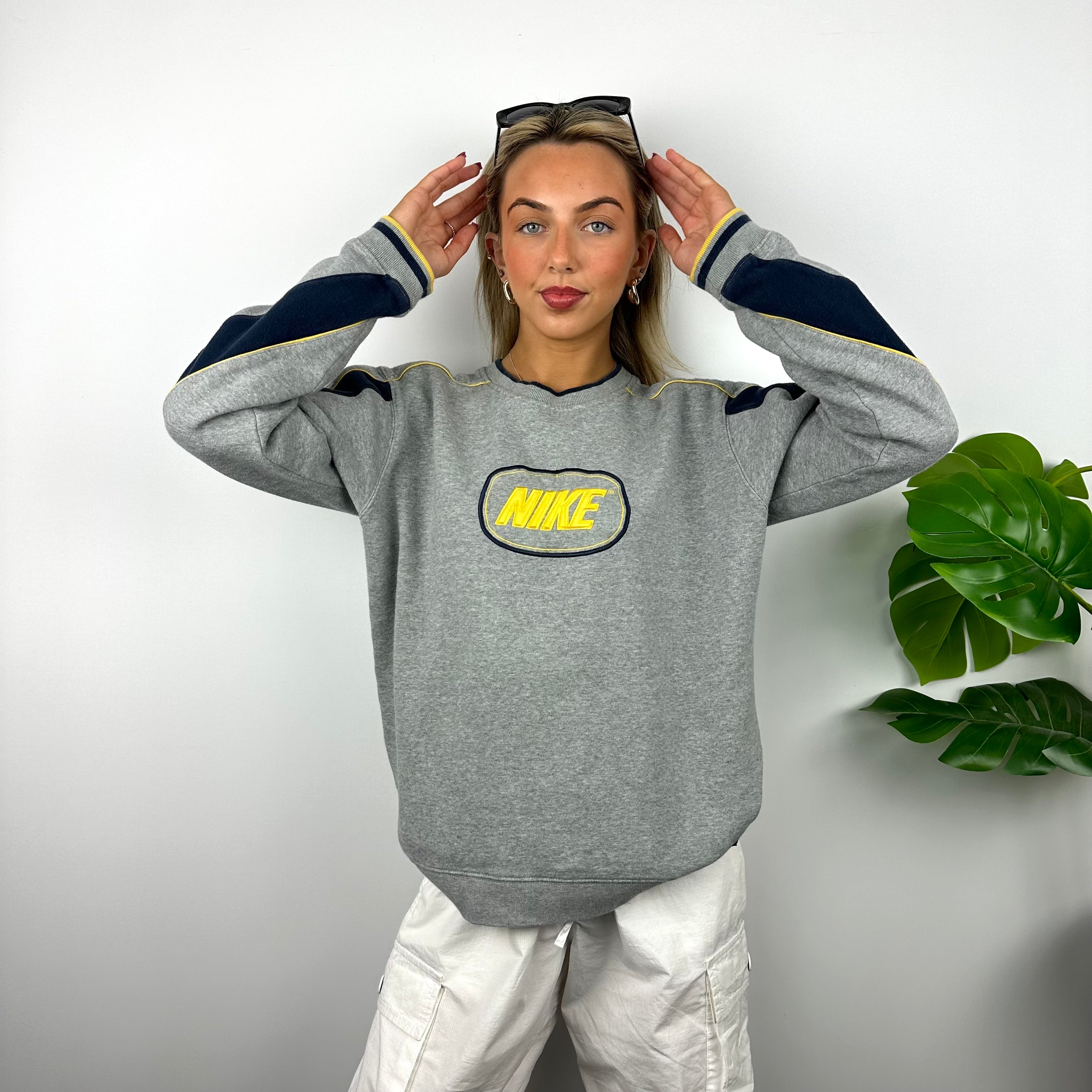 Nike Grey Embroidered Spell Out Sweatshirt (L)