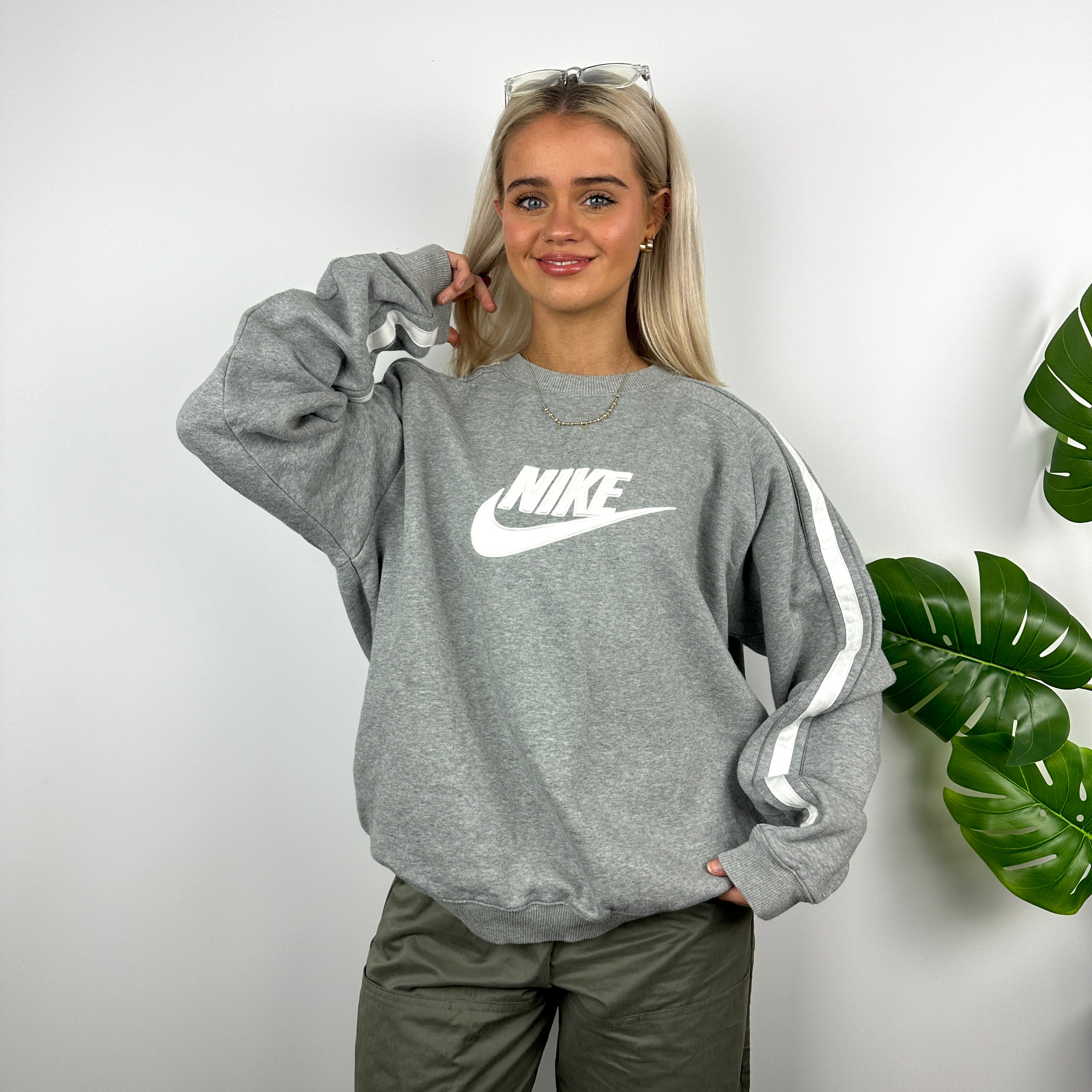 Nike Grey Embroidered Spell Out Sweatshirt (M)