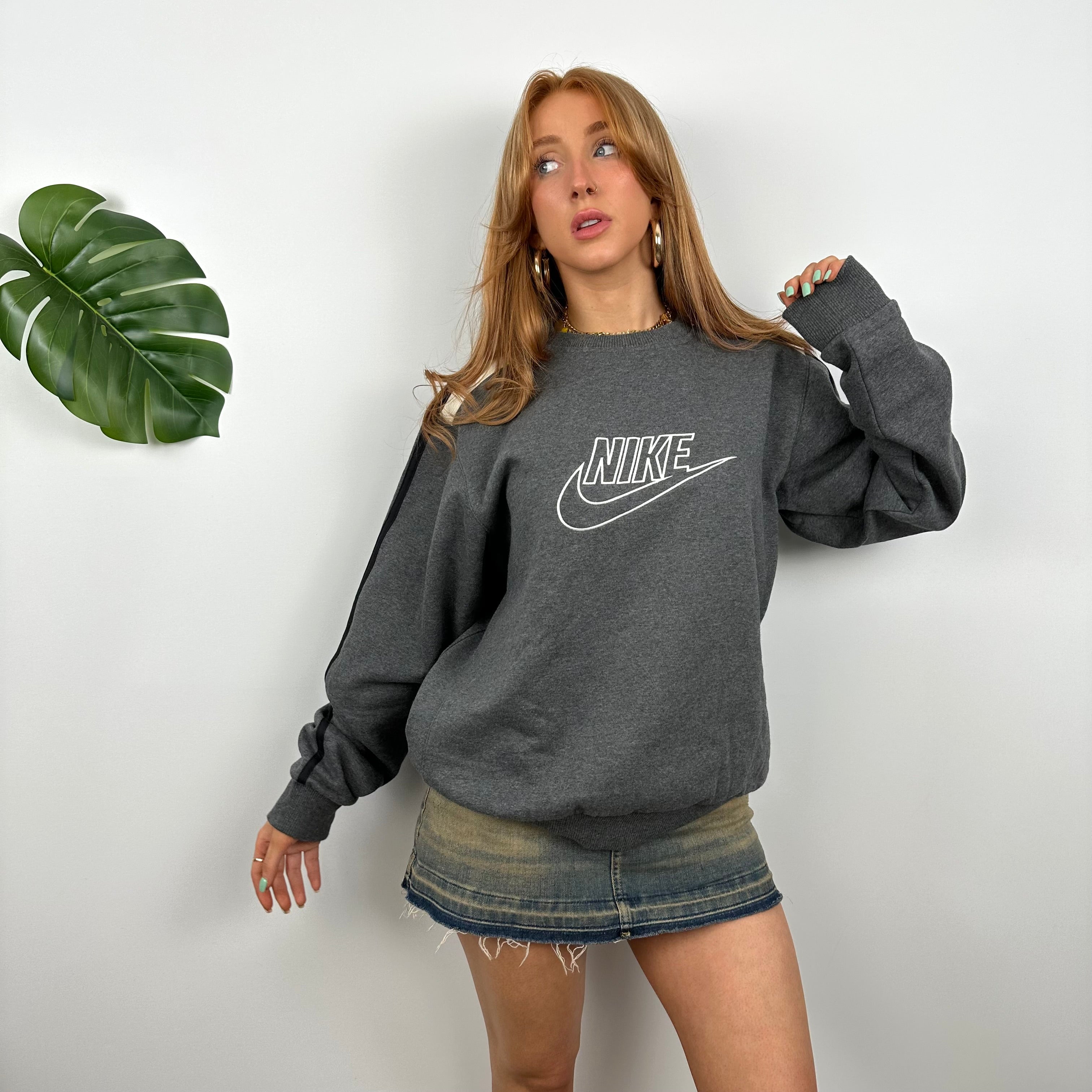 Nike Grey Embroidered Spell Out Sweatshirt (M)