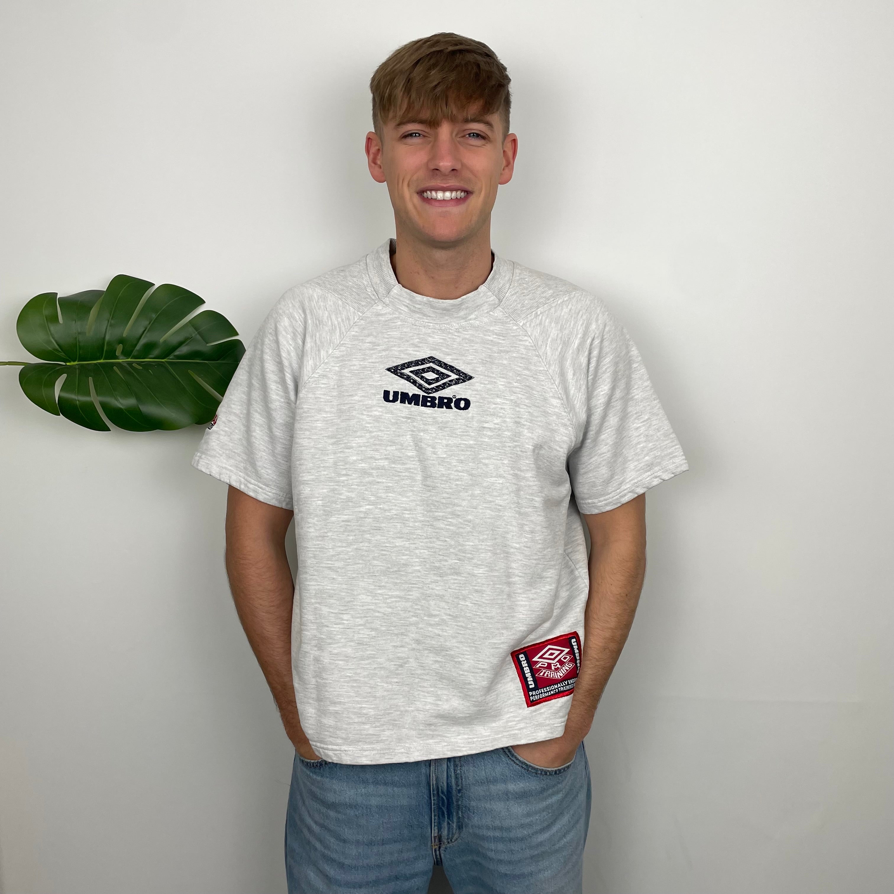 Umbro Grey Embroidered Spell Out T Shirt (L)