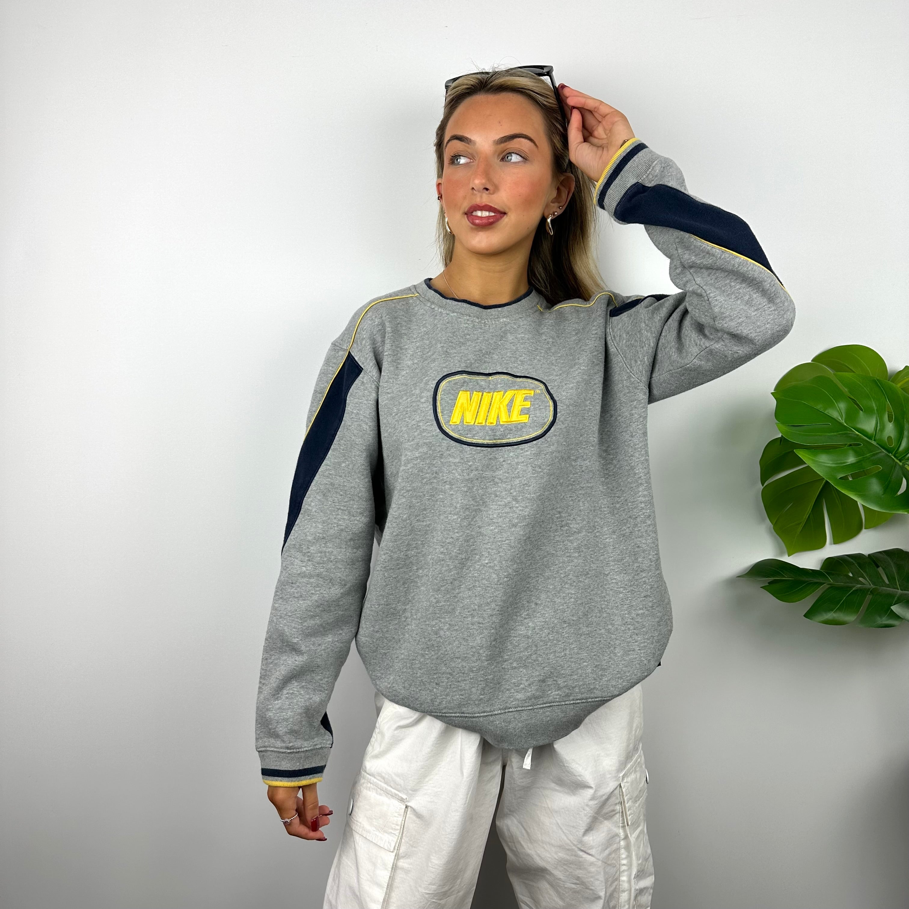 Nike Grey Embroidered Spell Out Sweatshirt (L)
