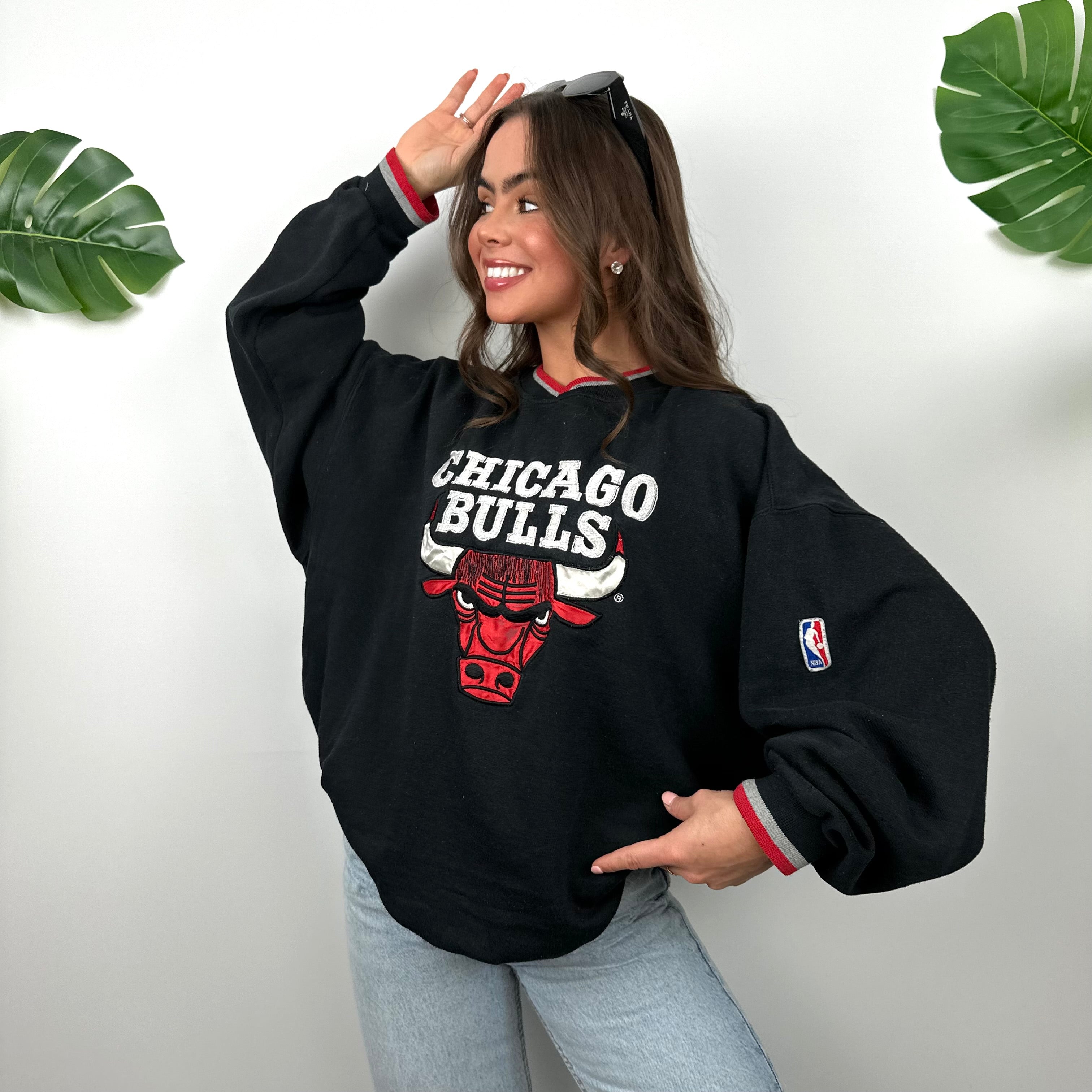 Chicago Bulls RARE Black Embroidered Spell Out Sweatshirt (M)