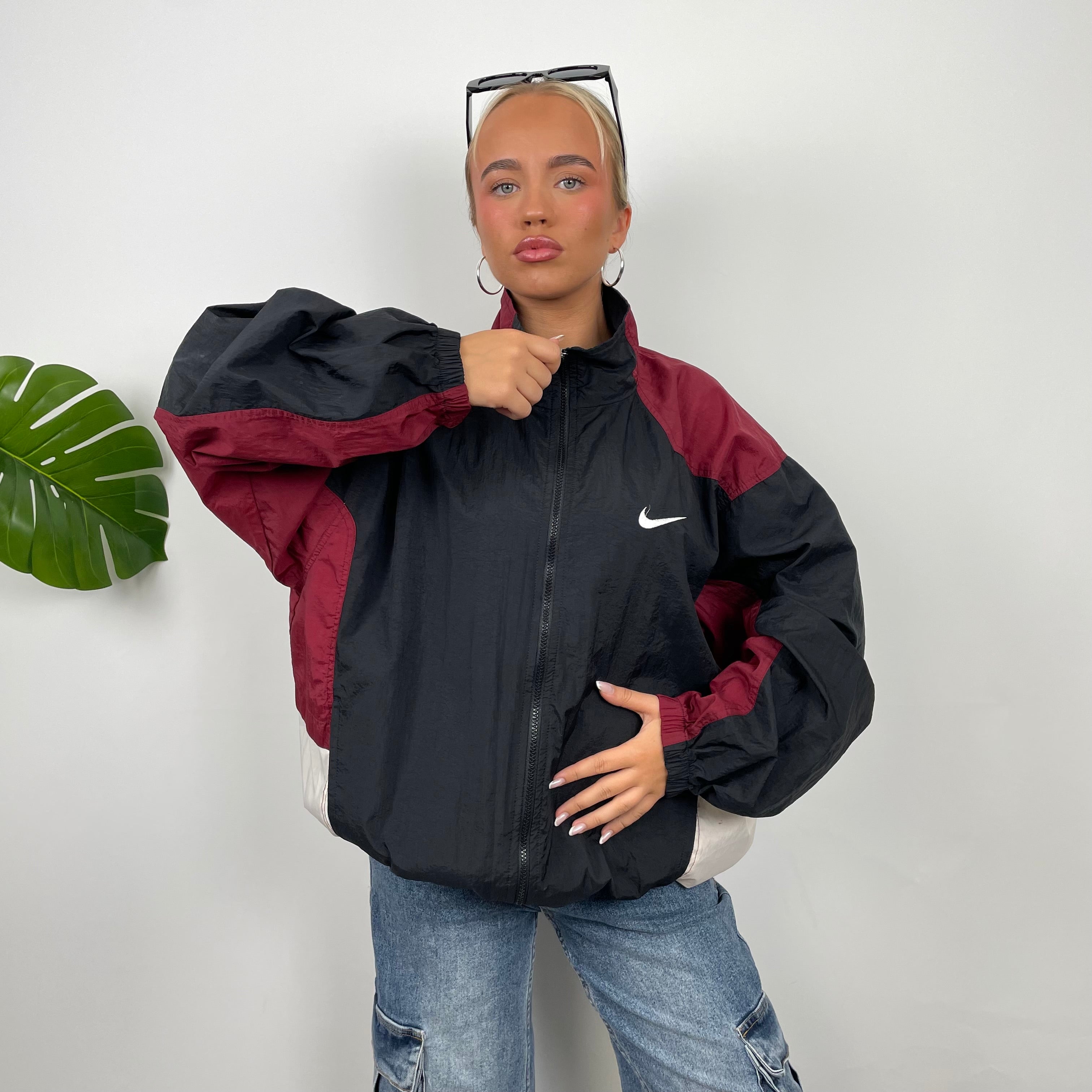 Nike Embroidered Swoosh Windbreaker Jacket (L)