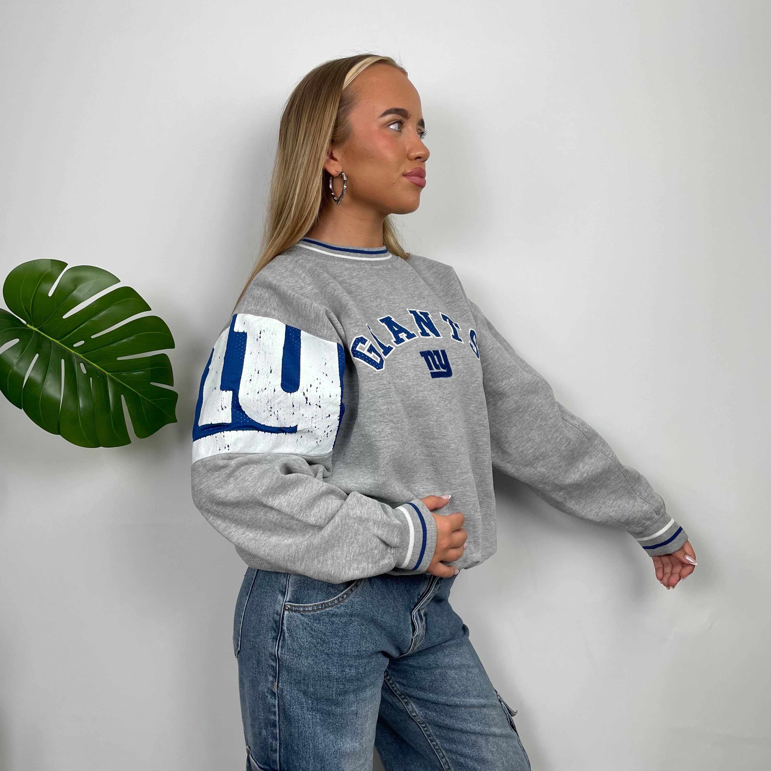 New York Giants Grey Embroidered Spell Out Sweatshirt (M)