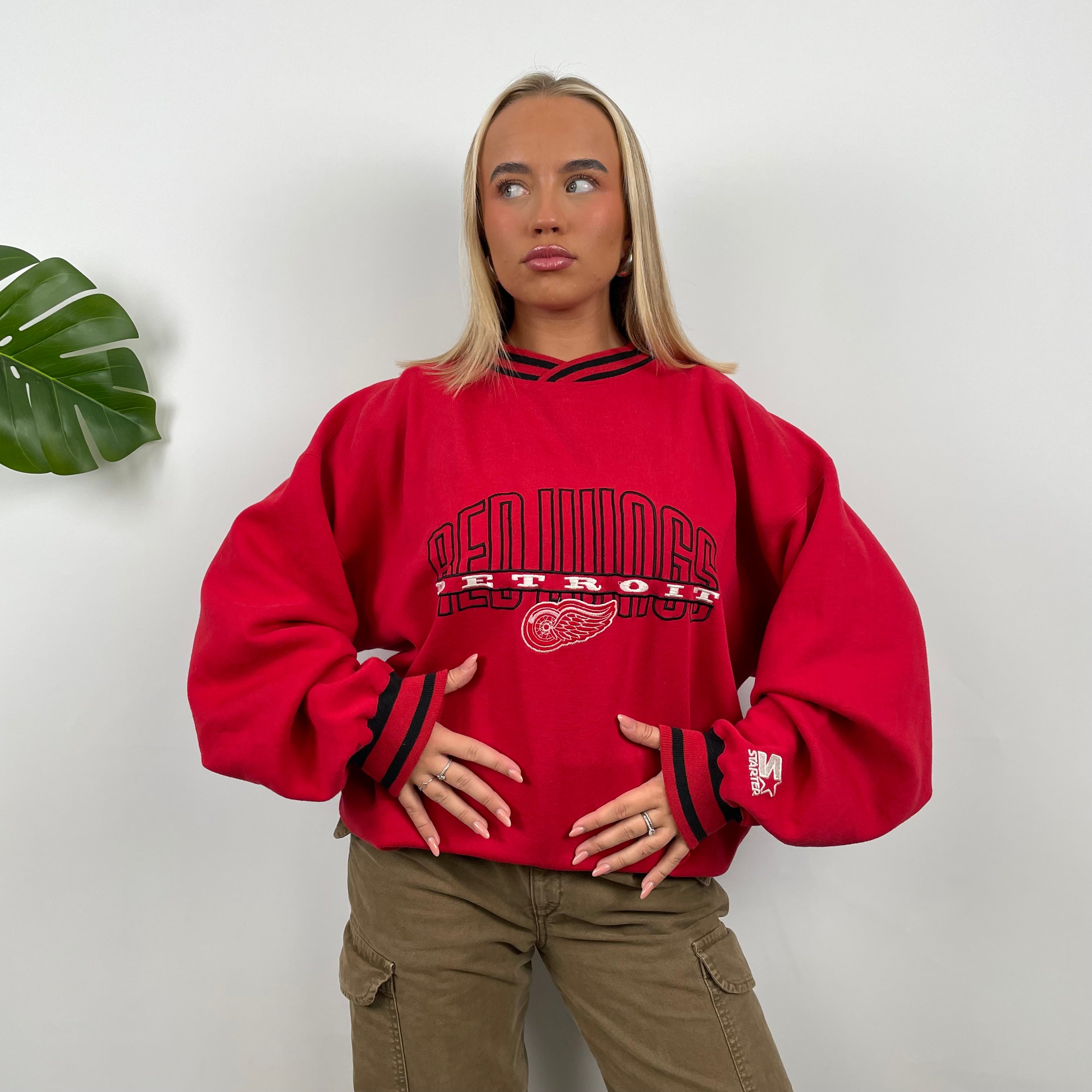 Detroit Redwings RARE Red Embroidered Spell Out Sweatshirt (M)