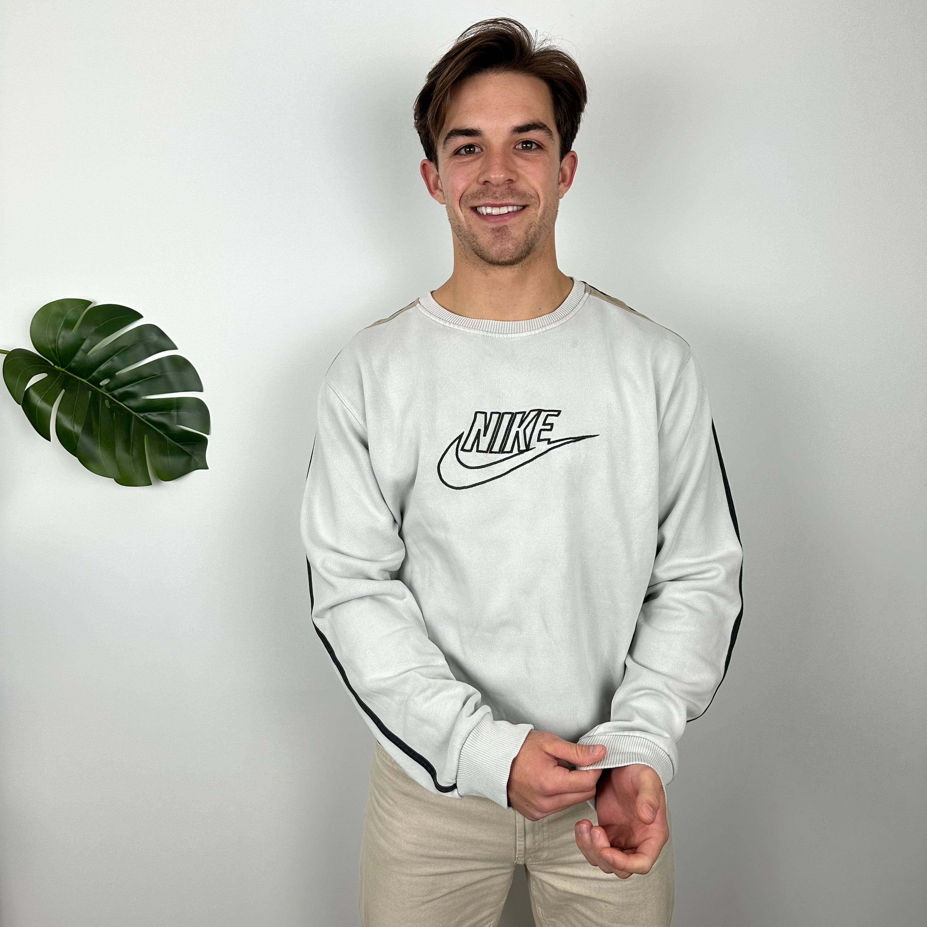 Nike White Embroidered Spell Out Sweatshirt (L)