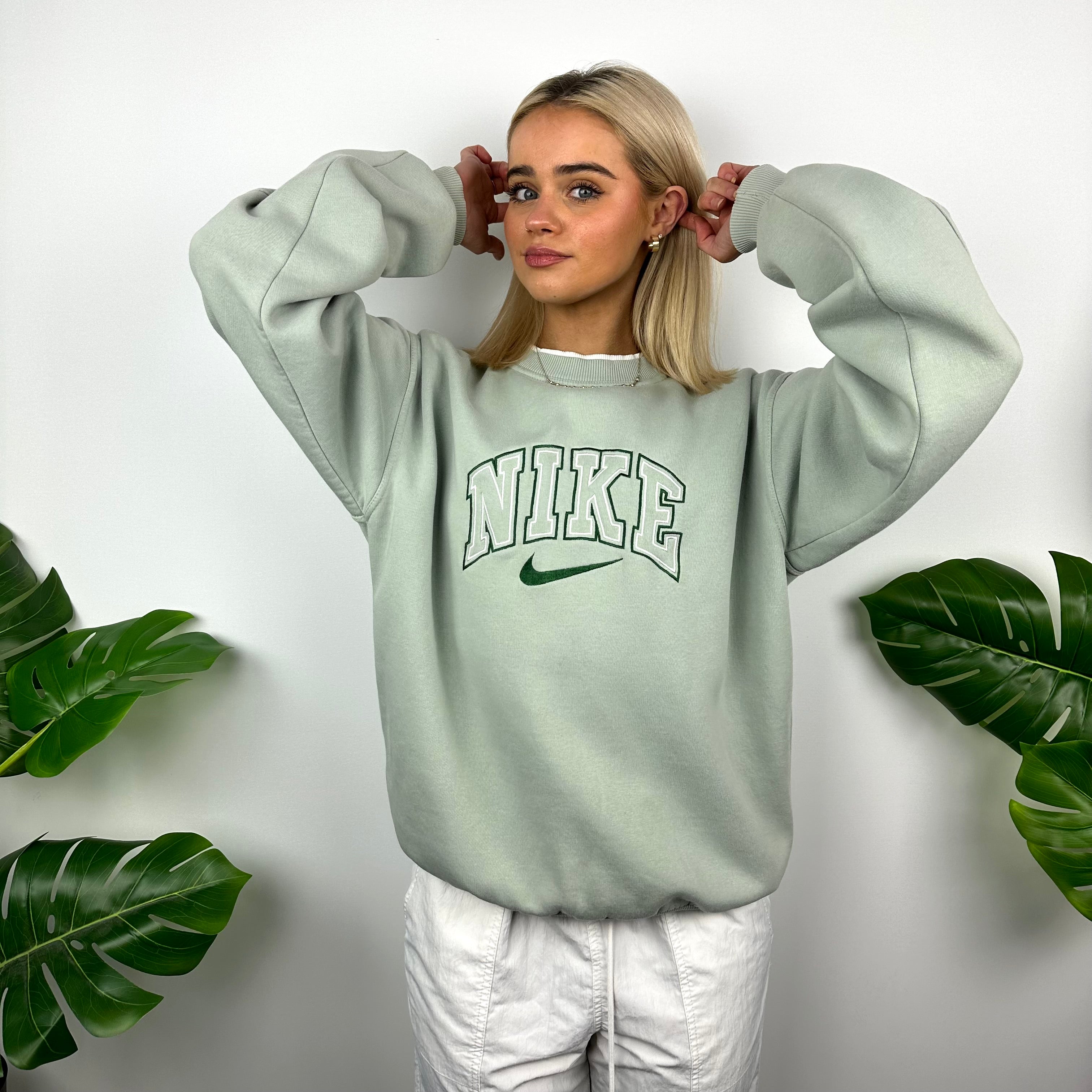 Nike Mint Green Embroidered Spell Out Sweatshirt M Jamie Online Vintage