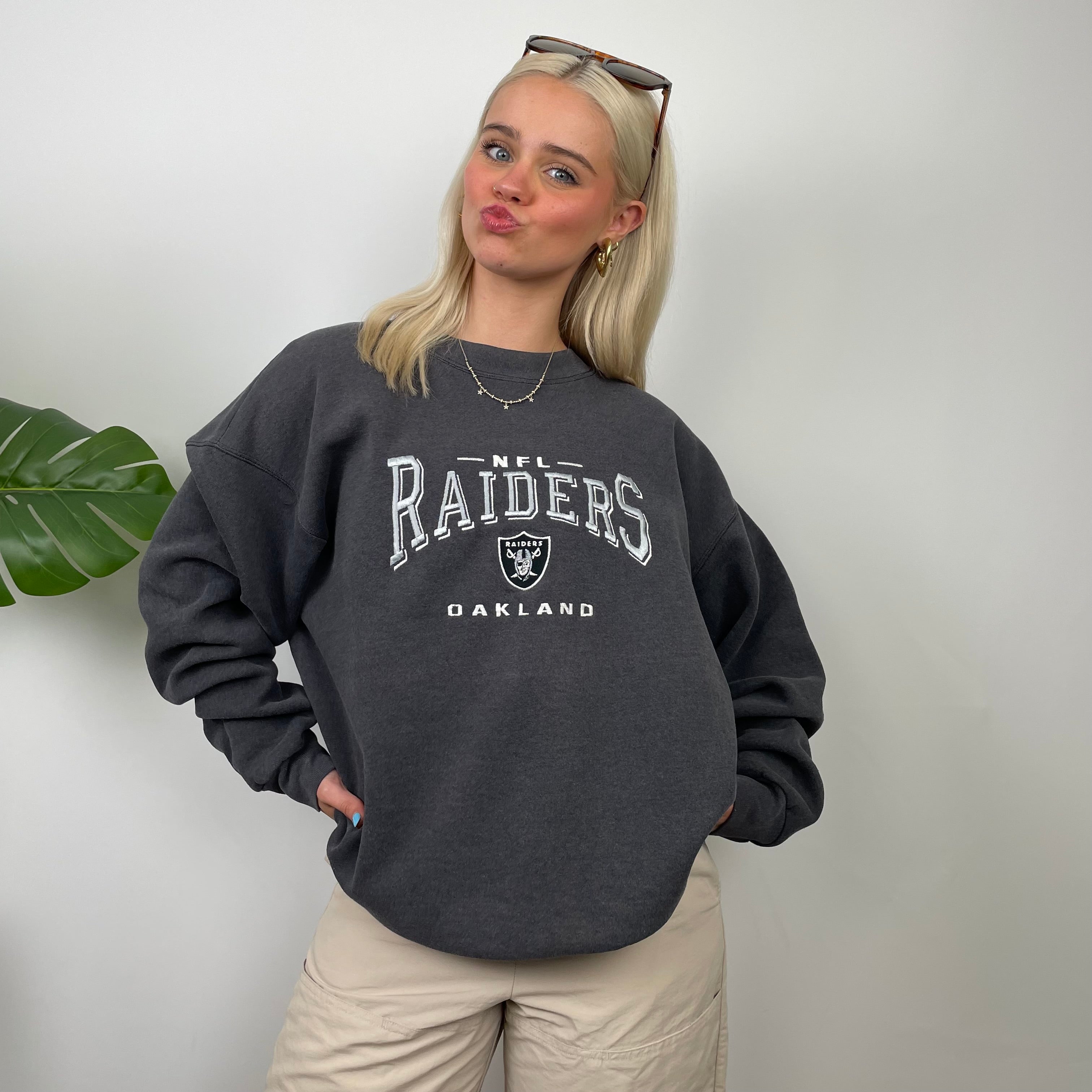 NFL Las Vegas Raiders Grey Embroidered Spell Out Sweatshirt (L)