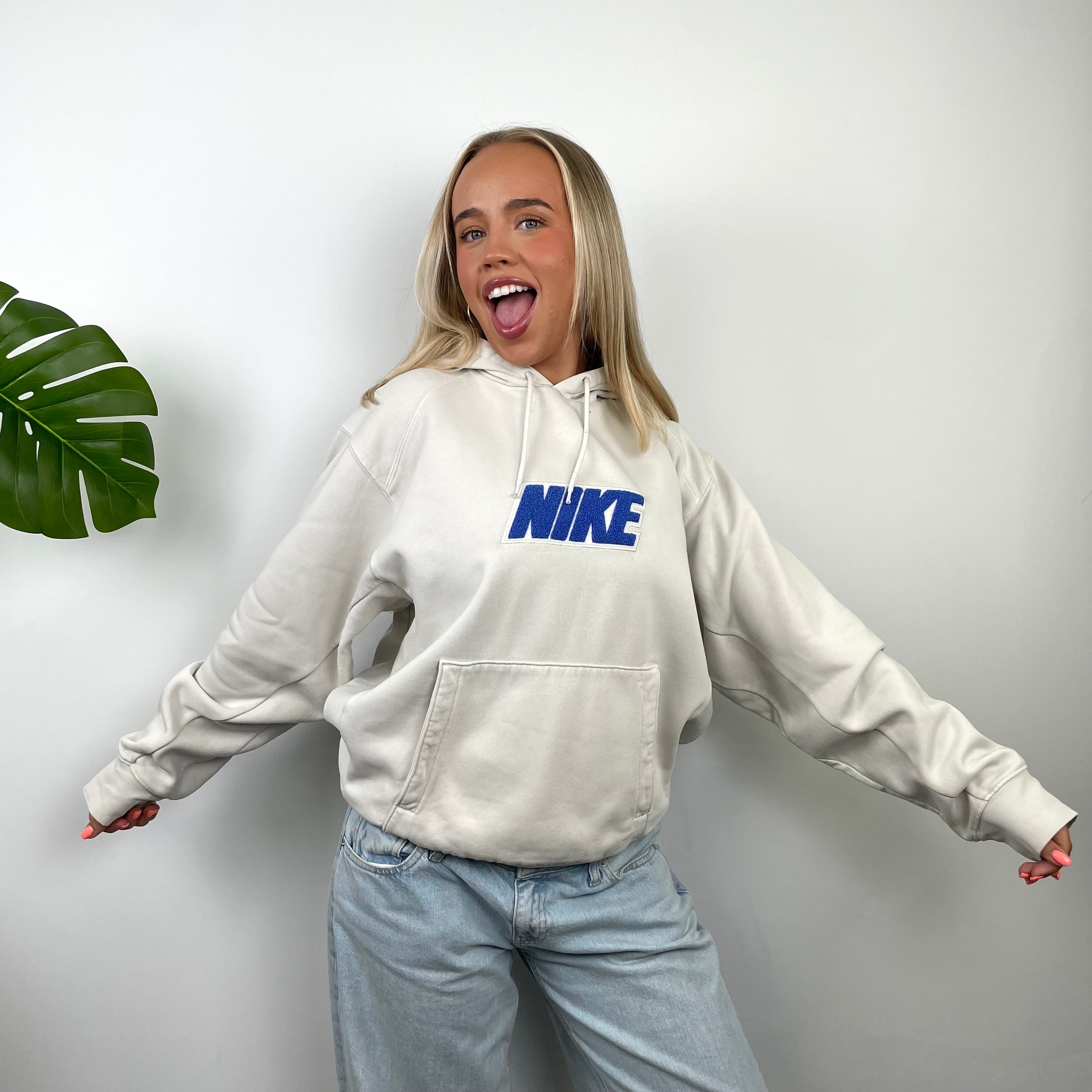 Nike White Embroidered Spell Out Hoodie (M)