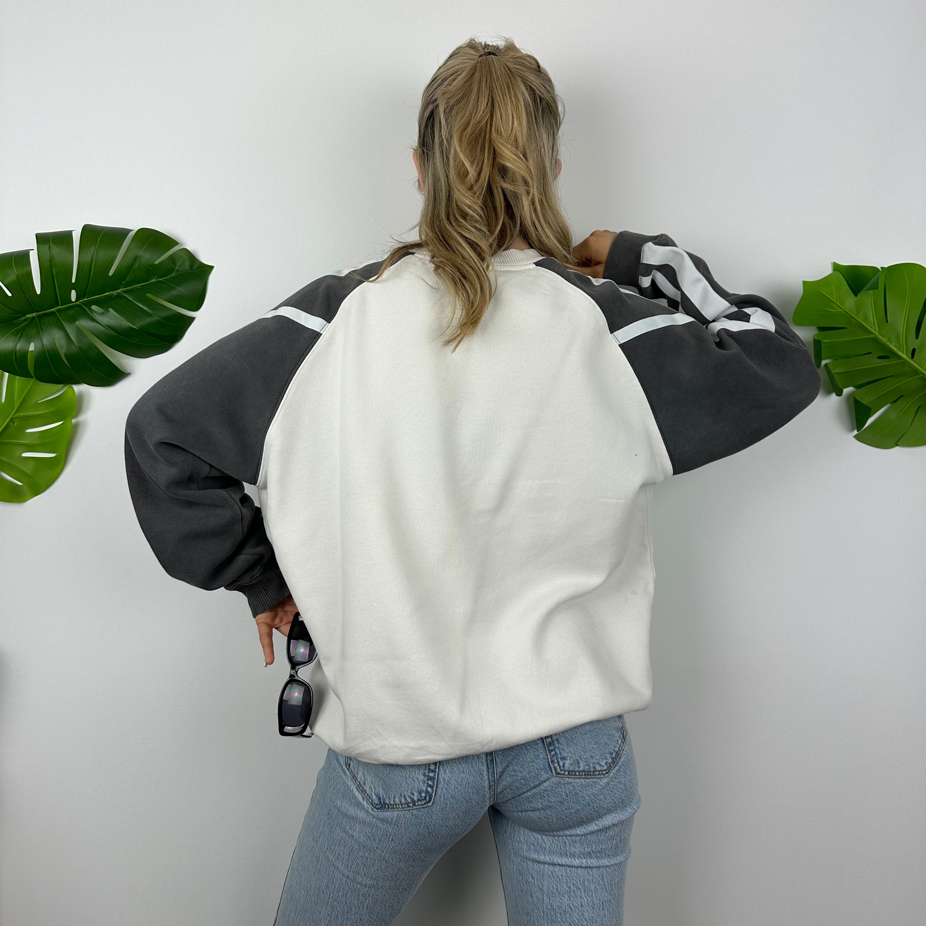 Nike White Embroidered Spell Out Sweatshirt (M)