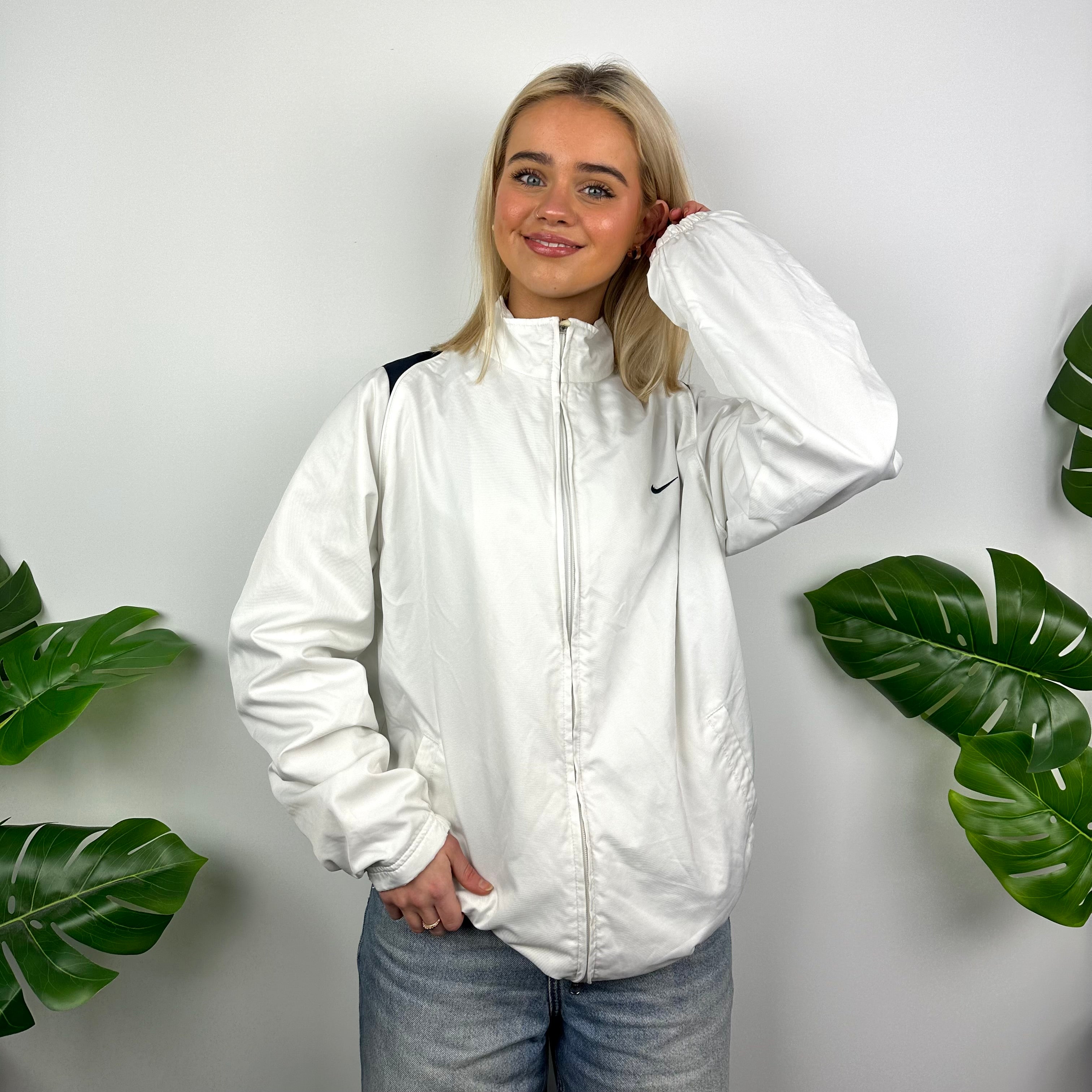 Nike White Embroidered Swoosh Windbreaker Jacket (M)