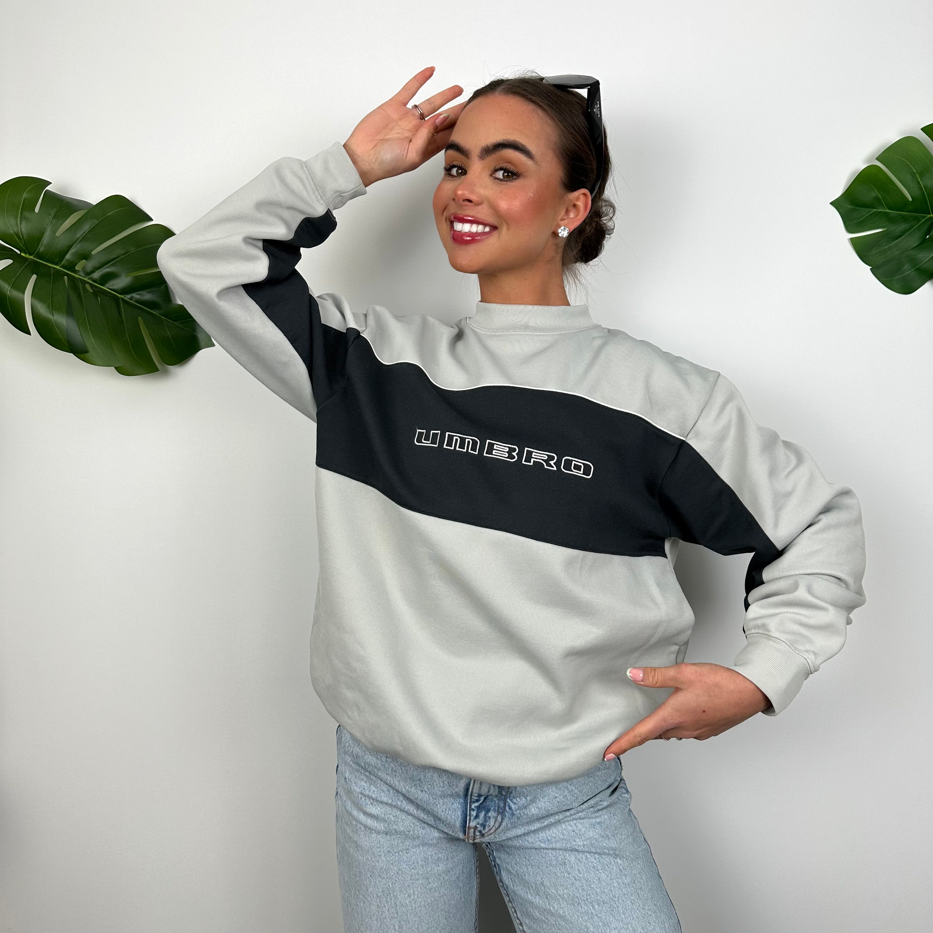 Umbro Grey Embroidered Spell Out Sweatshirt (S)