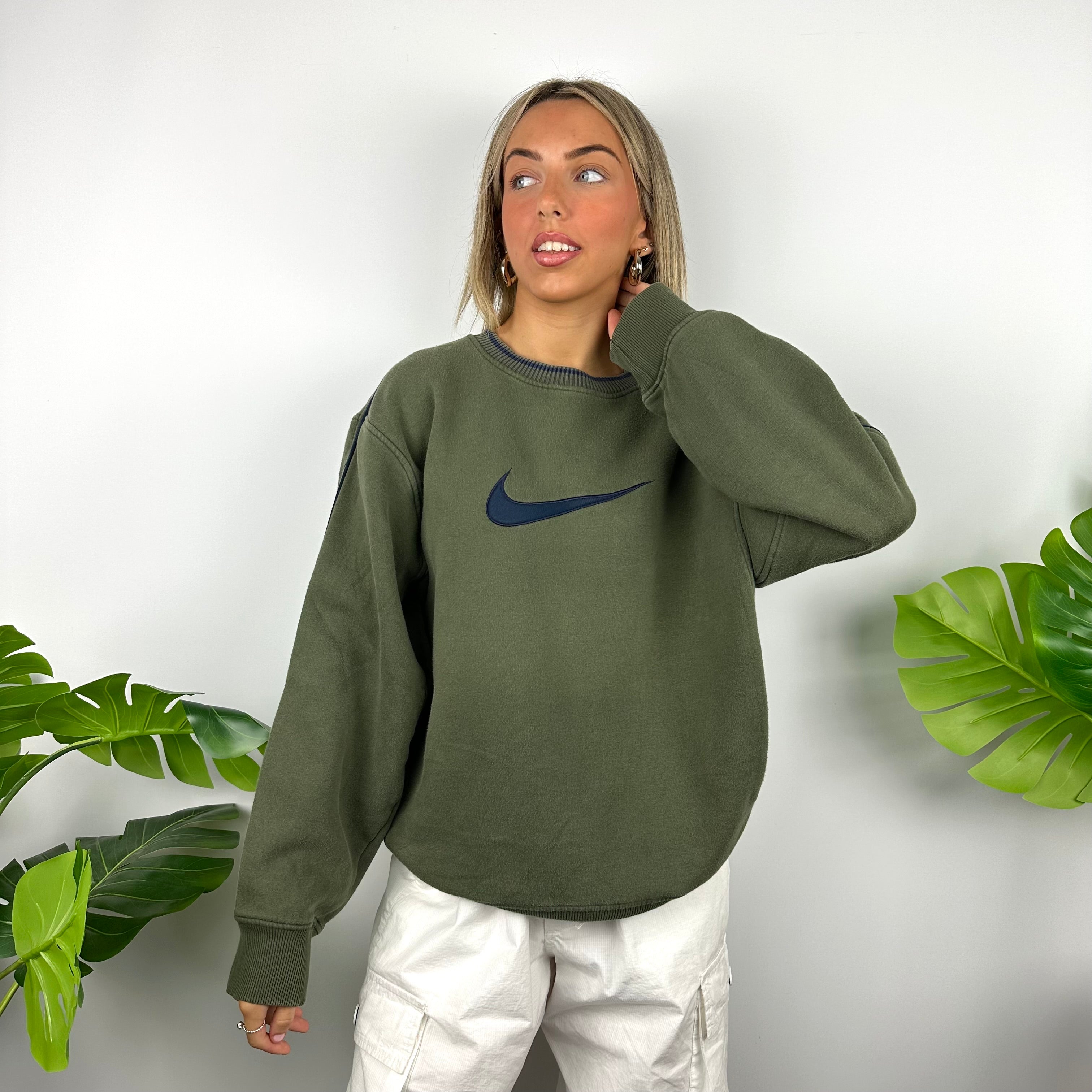 Nike Green Embroidered Swoosh Sweatshirt (L)