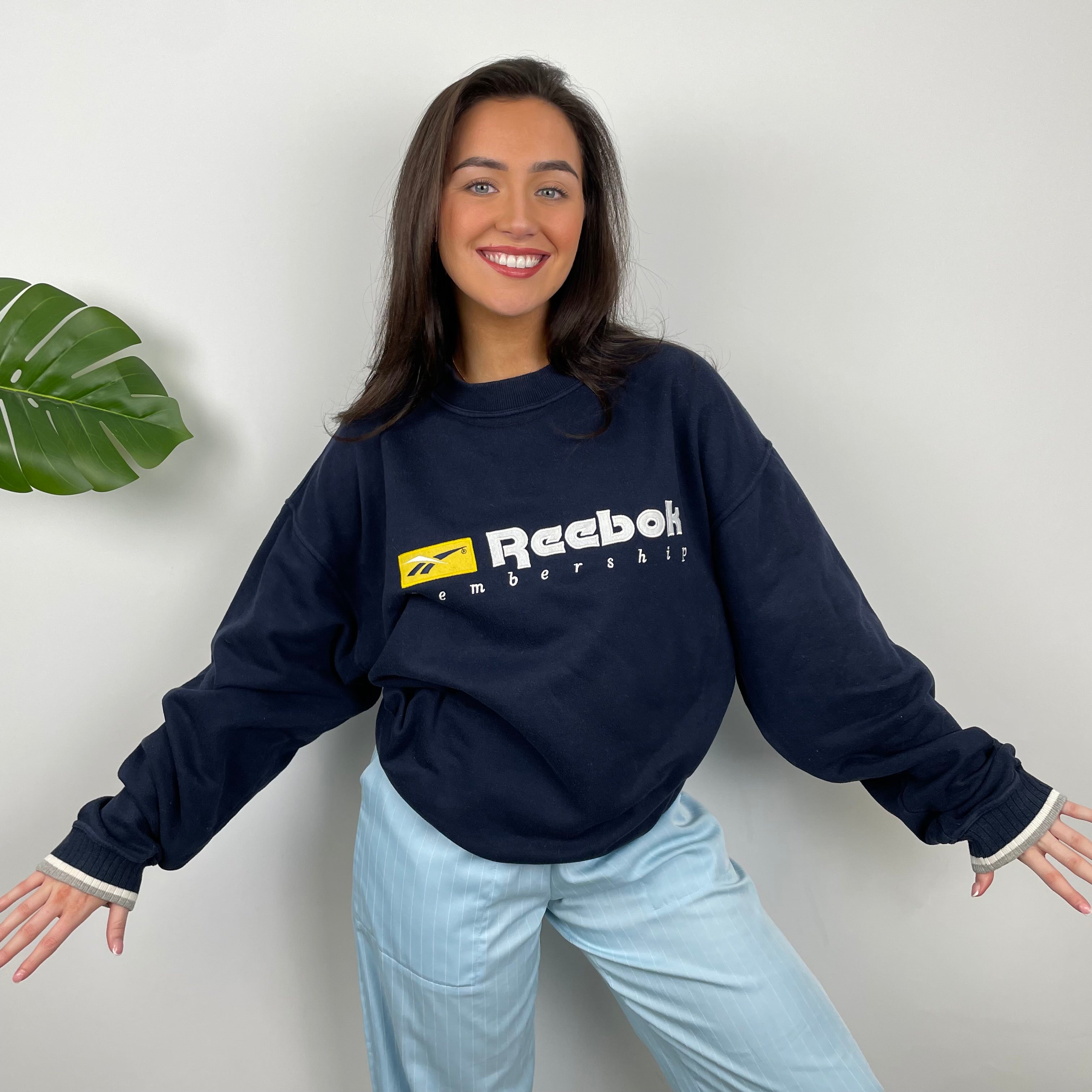 Reebok Membership RARE Navy Embroidered Spell Out Sweatshirt (XL)