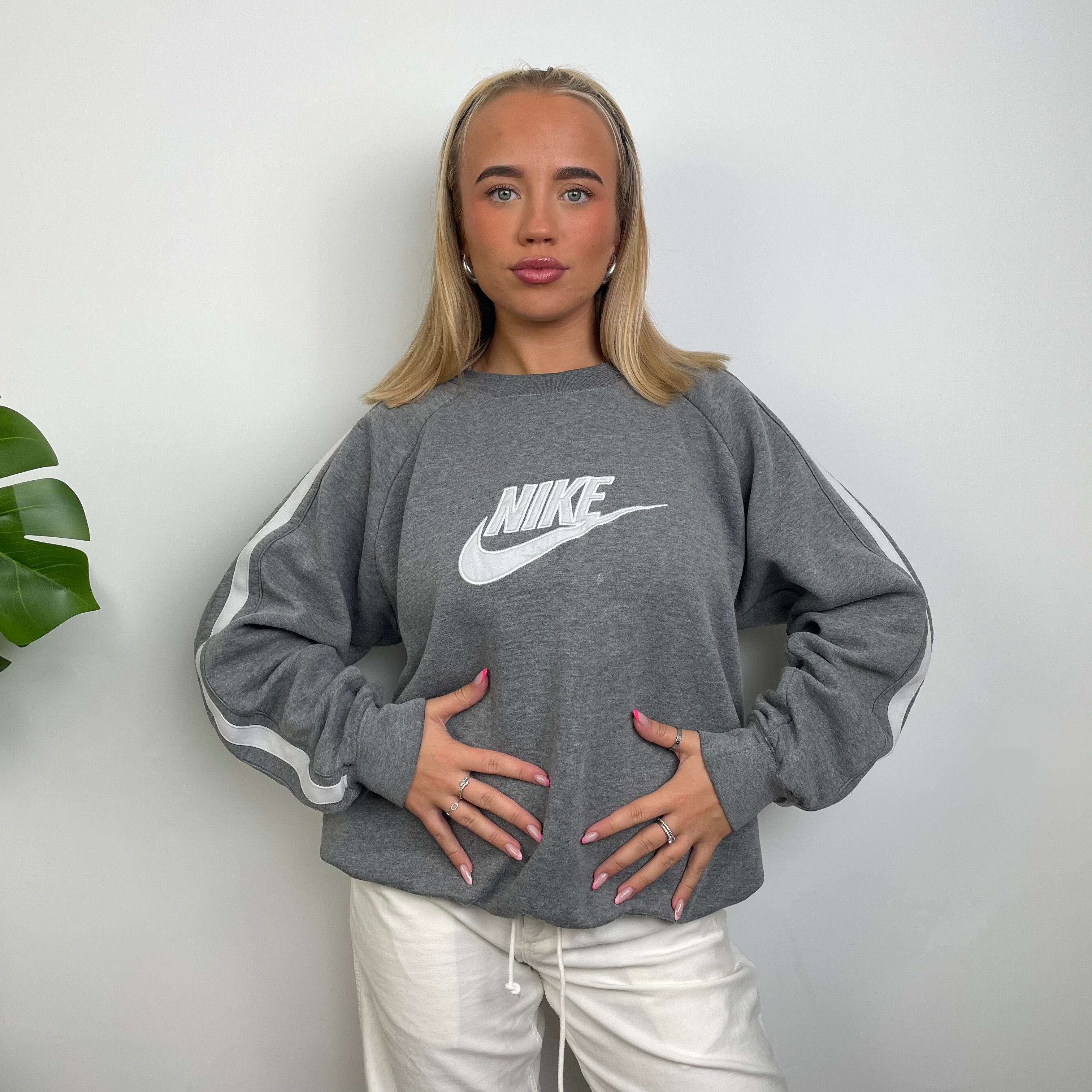 Nike Grey Embroidered Spell Out Sweatshirt (M)