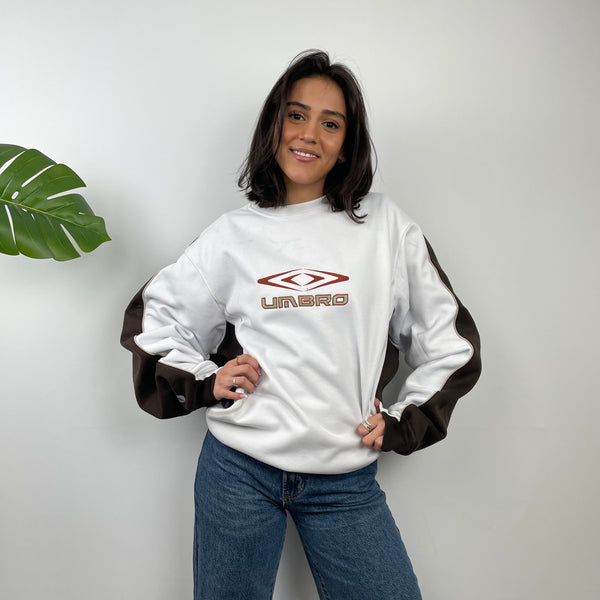 Umbro White Embroidered Spell Out Sweatshirt (XL)