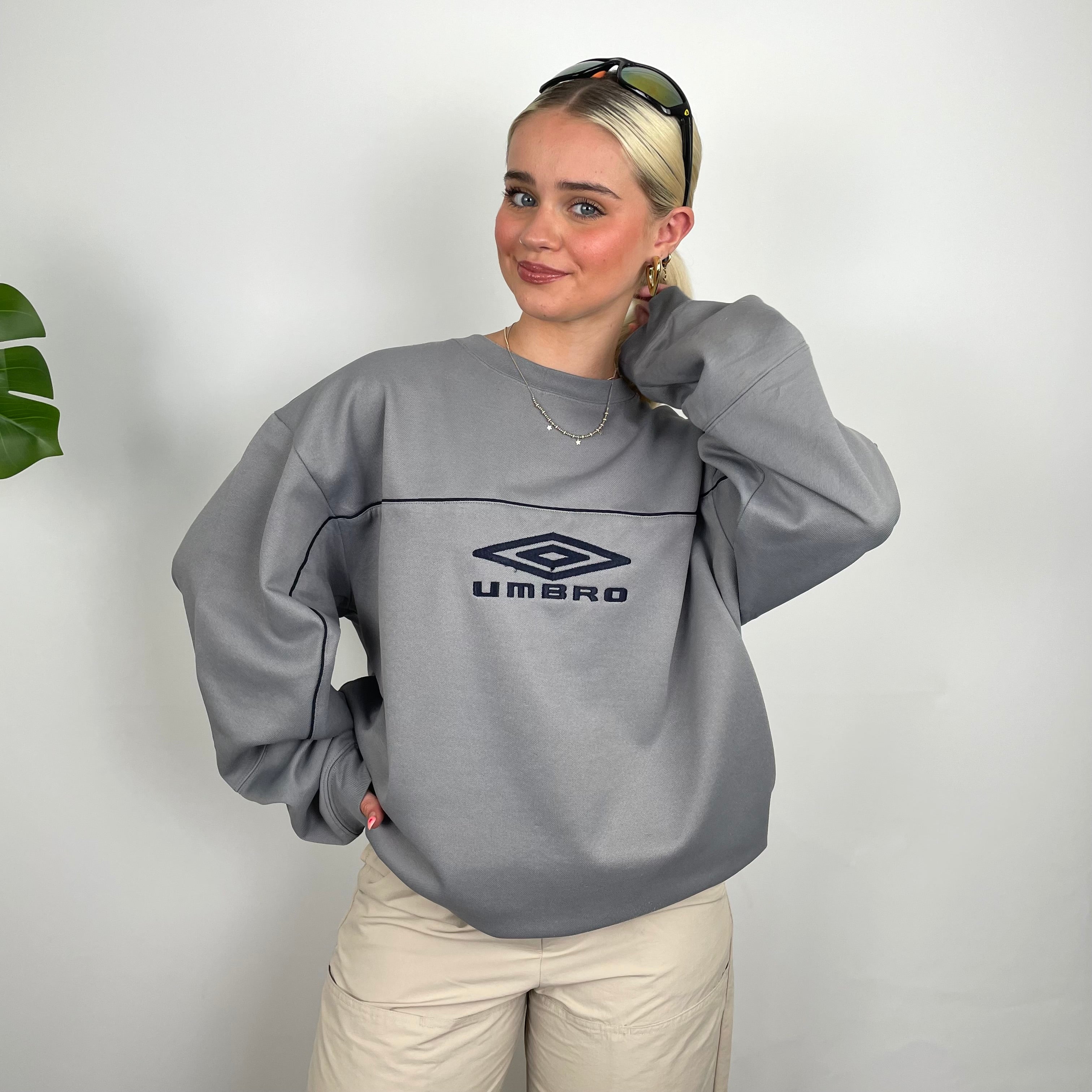 Umbro Grey Embroidered Spell Out Sweatshirt (XL)