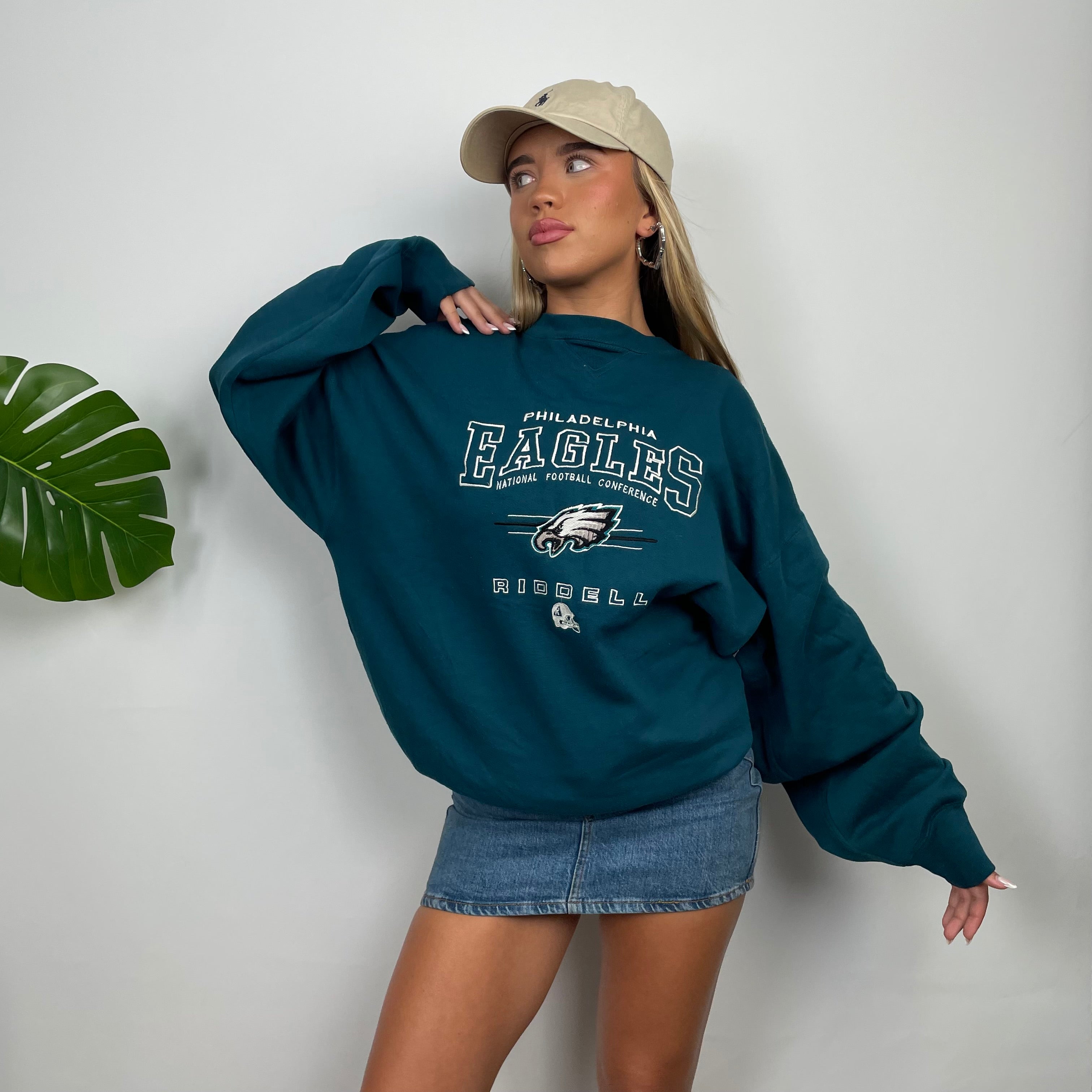 Philadelphia Eagles NFL Green Embroidered Spell Out Sweatshirt (L)