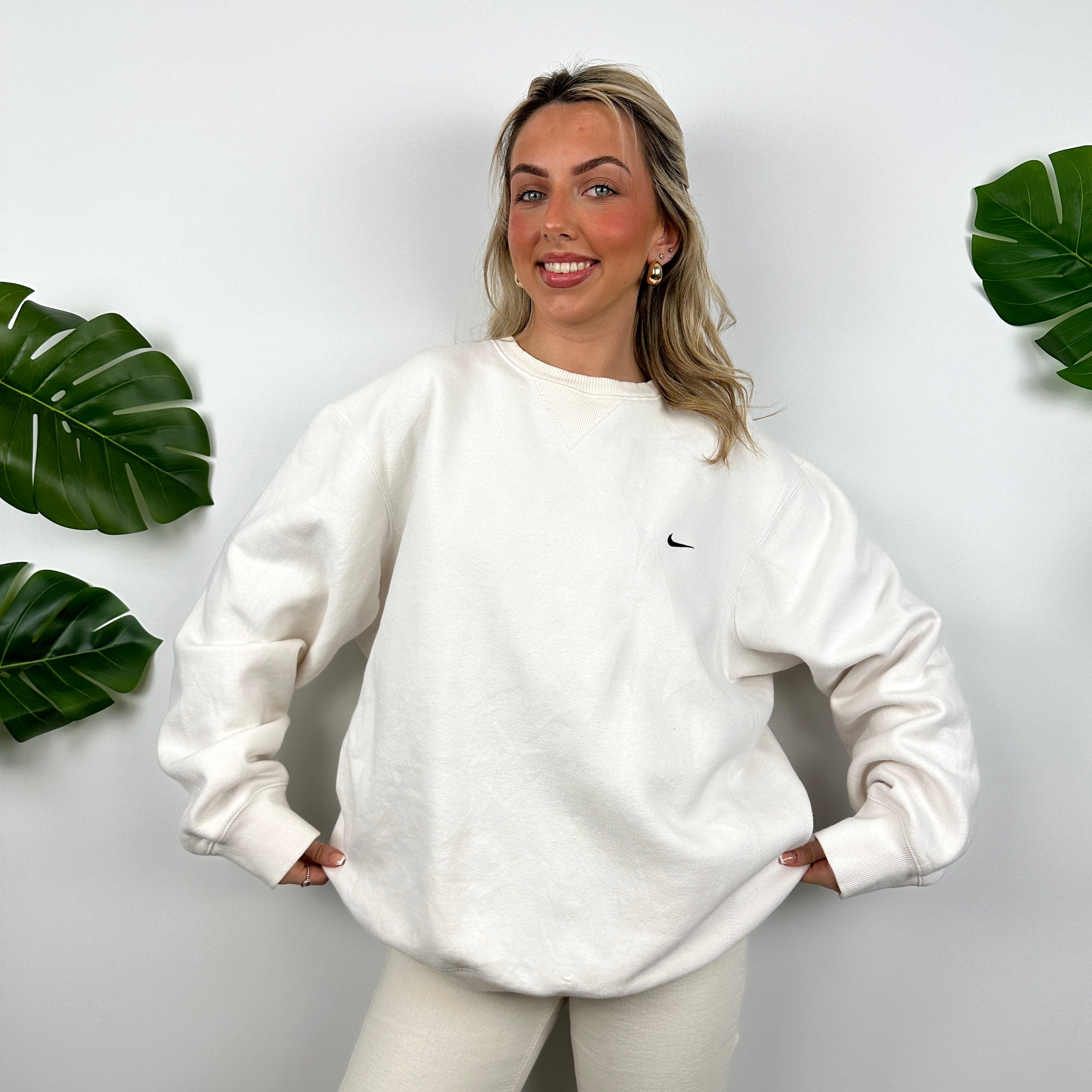 Nike White Embroidered Swoosh Sweatshirt (L)