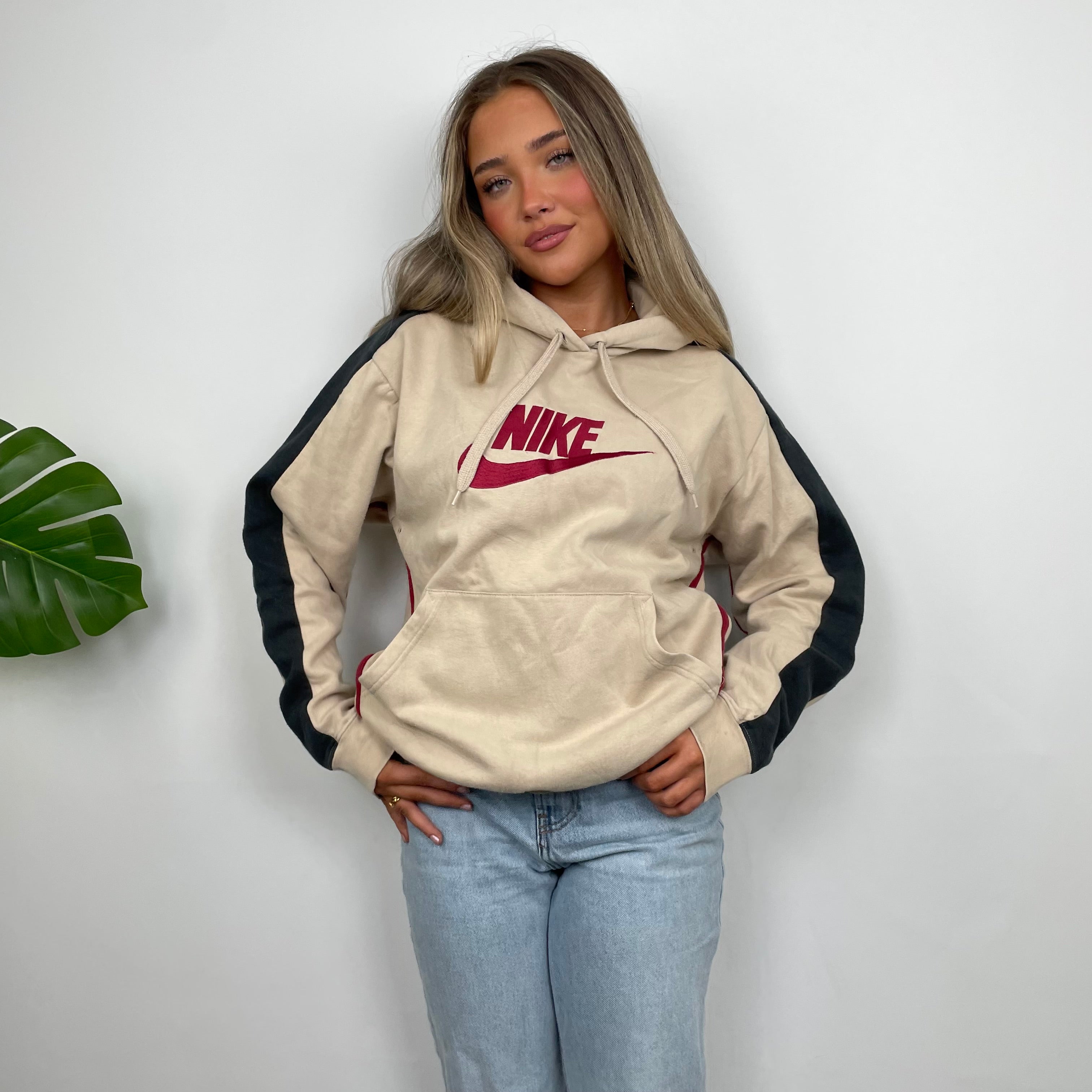 Nike Cream Embroidered Spell Out Hoodie (M)