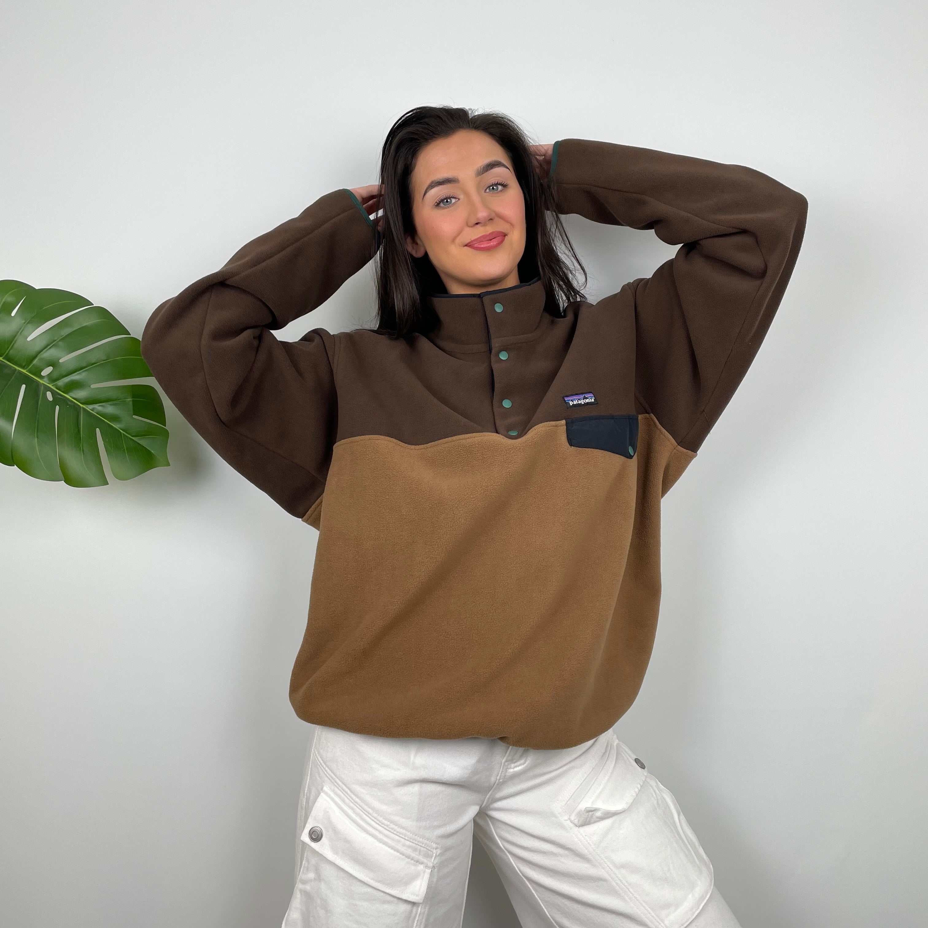 Patagonia Brown Embroidered Spell Out Teddy Bear Fleece Sweatshirt (L)