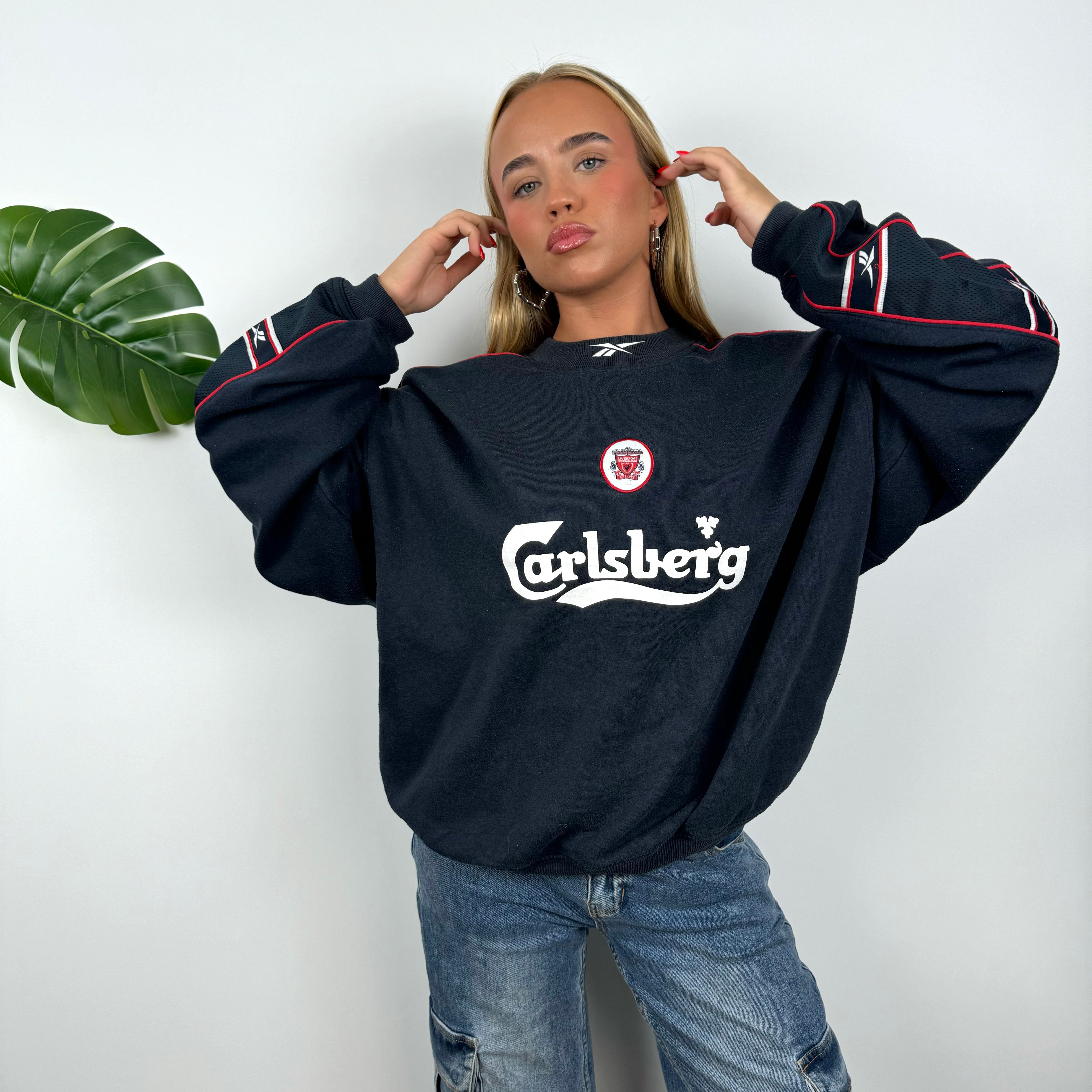 Liverpool FC x Reebok Embroidered Spell Out Sweatshirt (M)