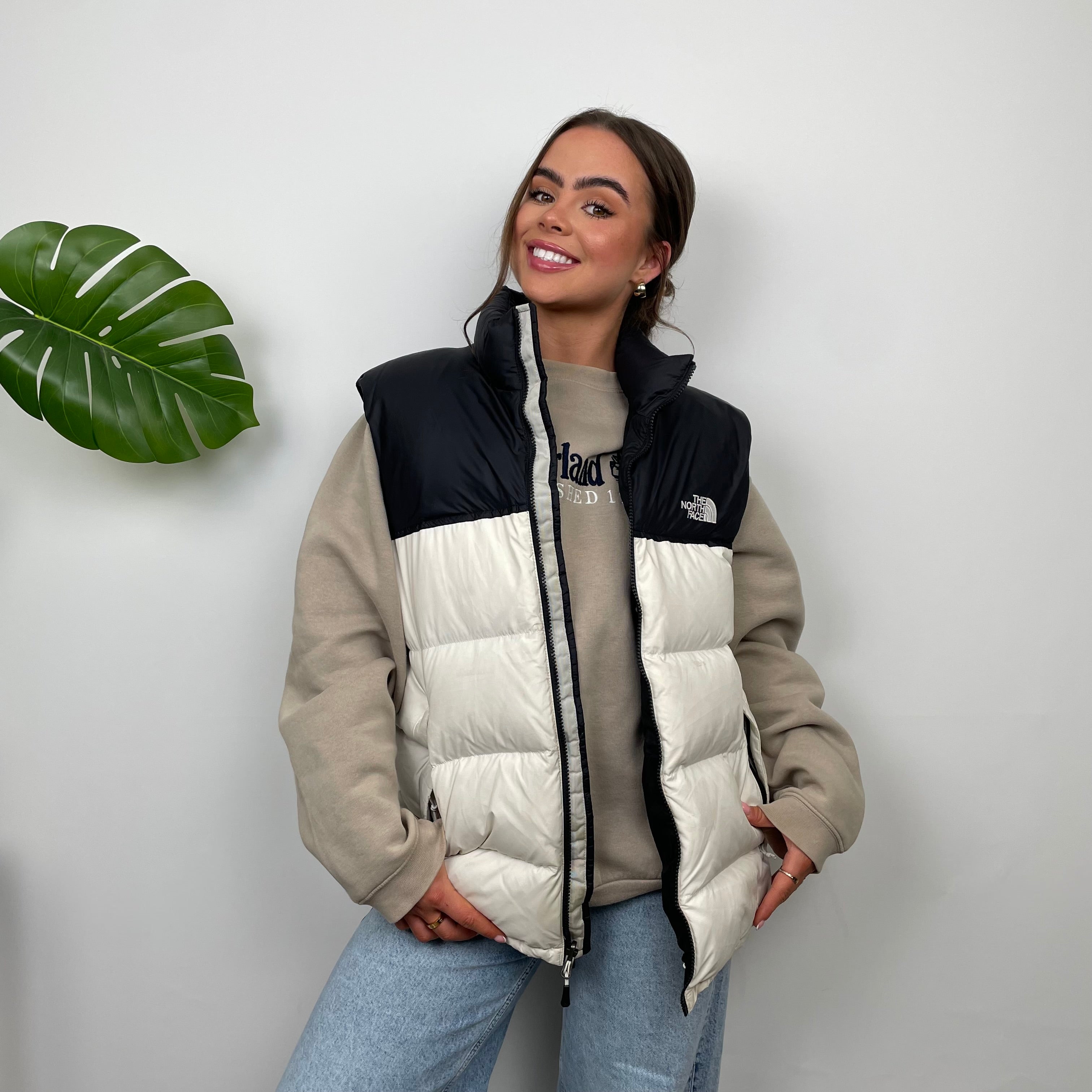 The North Face RARE White Nuptse 700 Puffer Gilet (L)