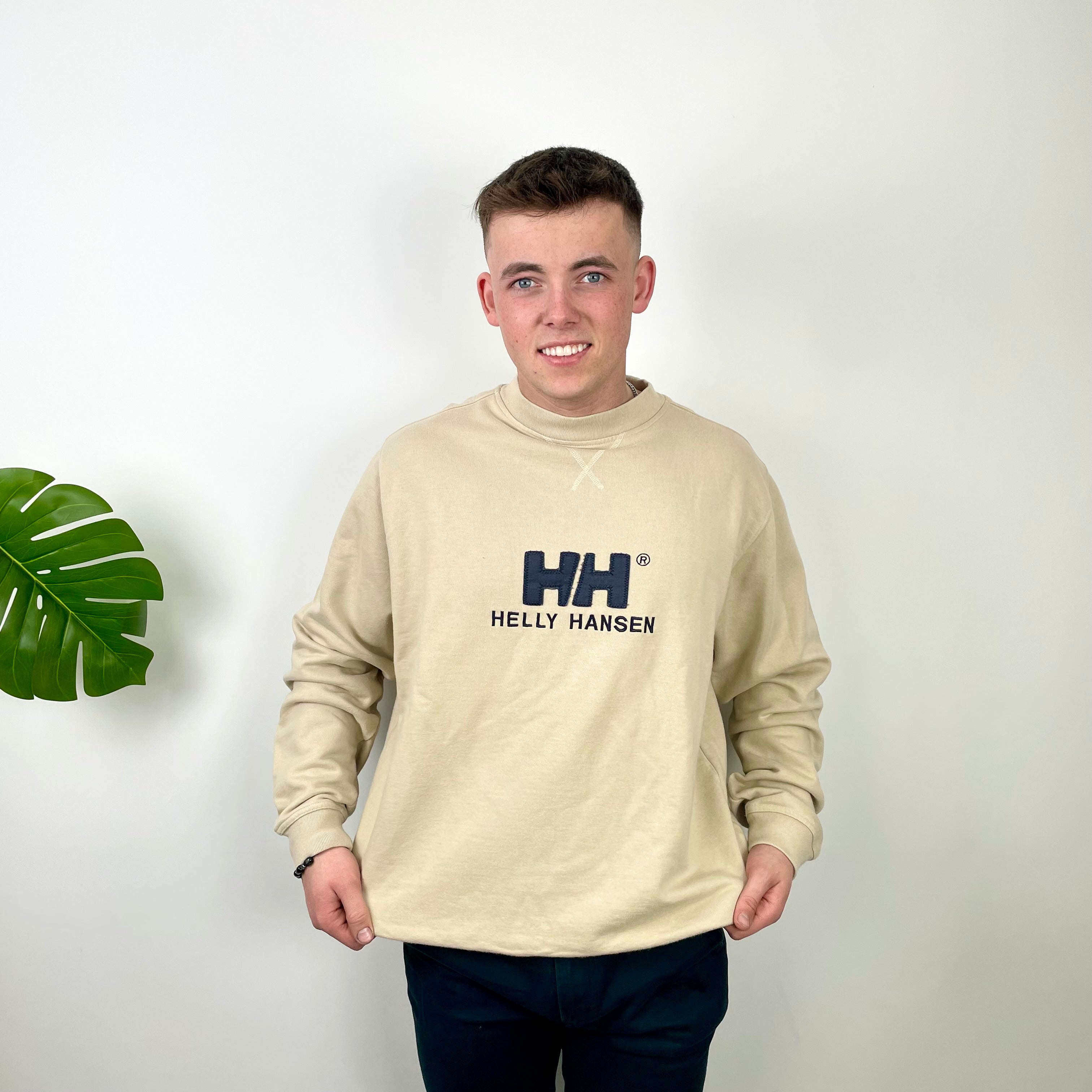 Helly Hansen Cream Embroidered Spell Out Sweatshirt (L)