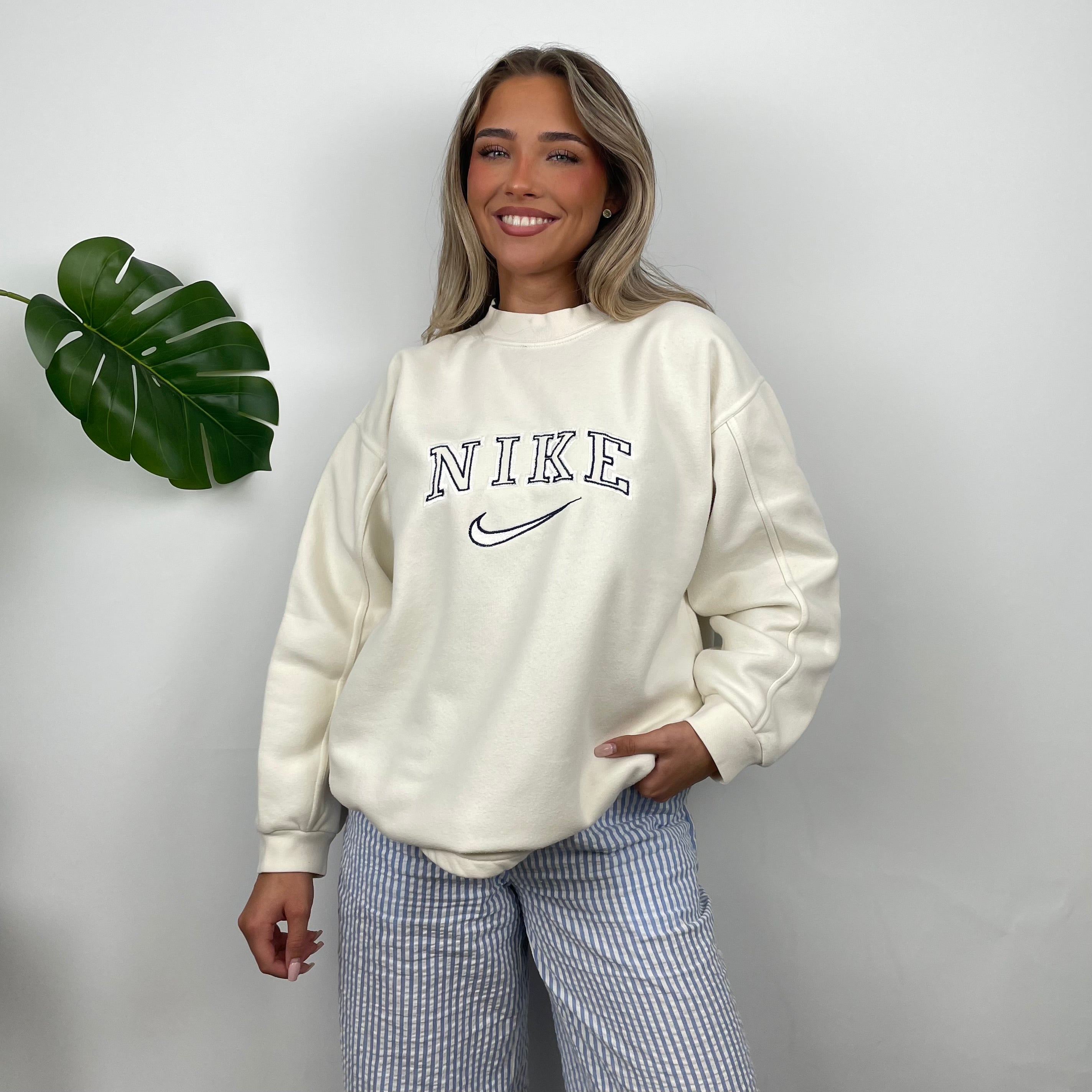 Nike White Embroidered Spell Out Sweatshirt (M)