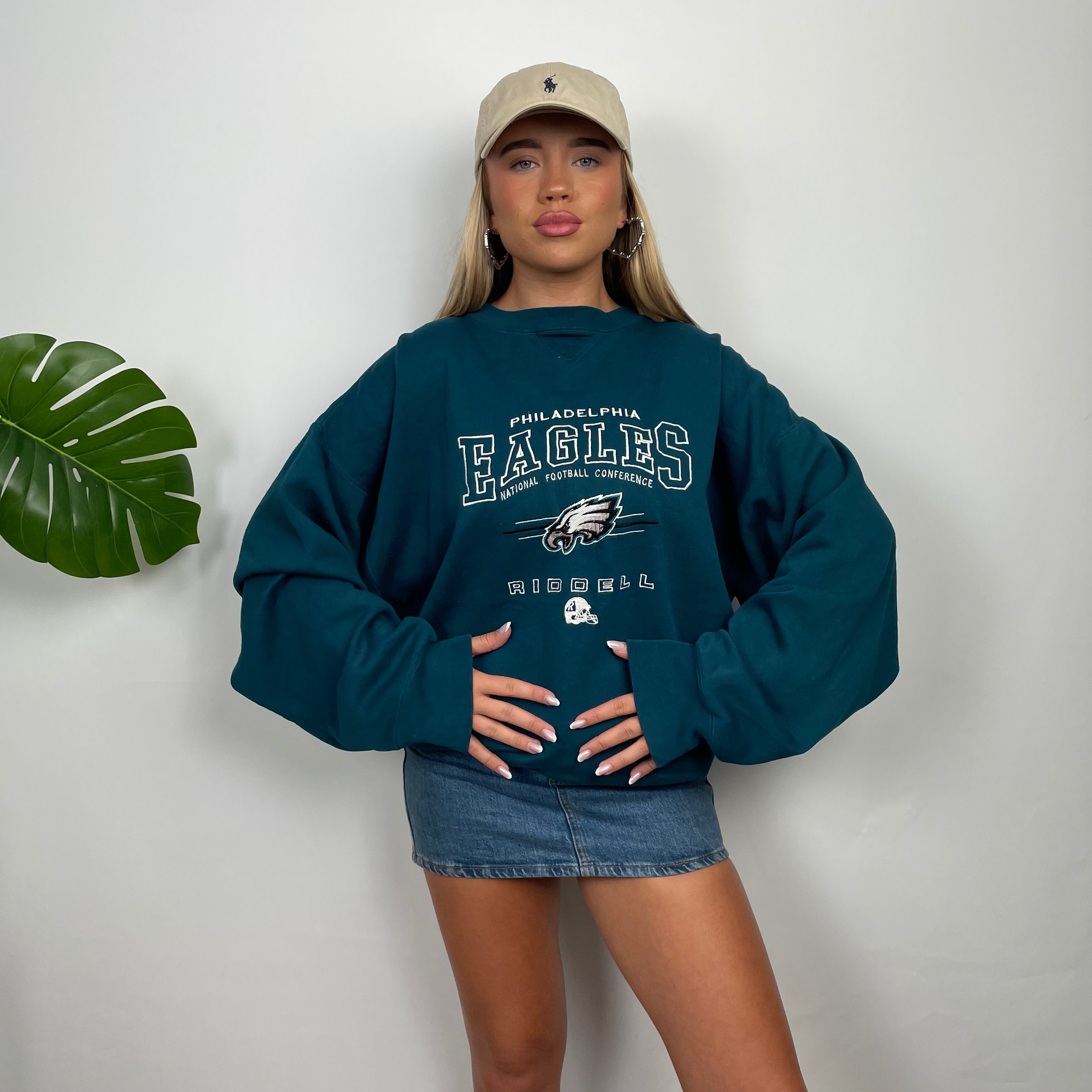 Philadelphia Eagles NFL Green Embroidered Spell Out Sweatshirt (L)