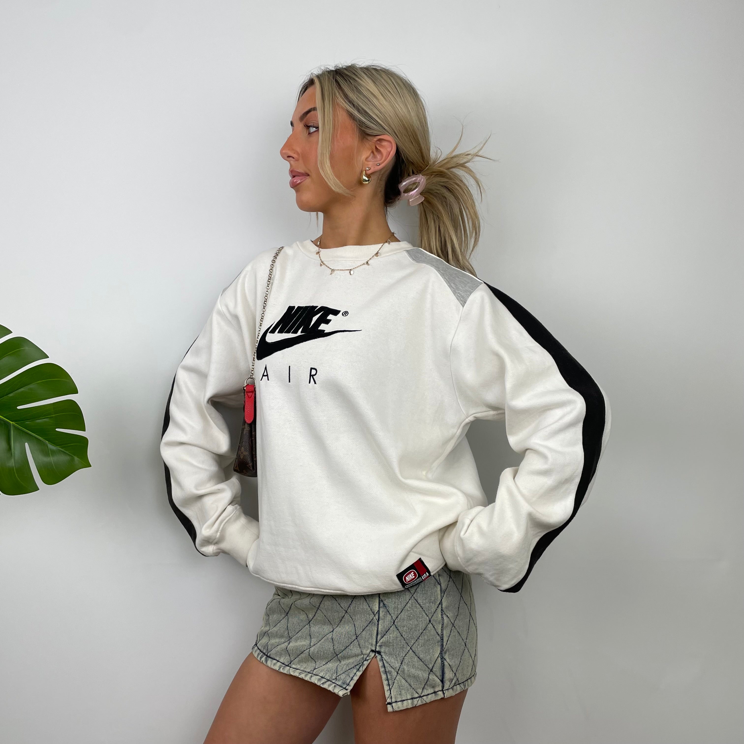 Nike Air RARE White Embroidered Spell Out Sweatshirt (M)