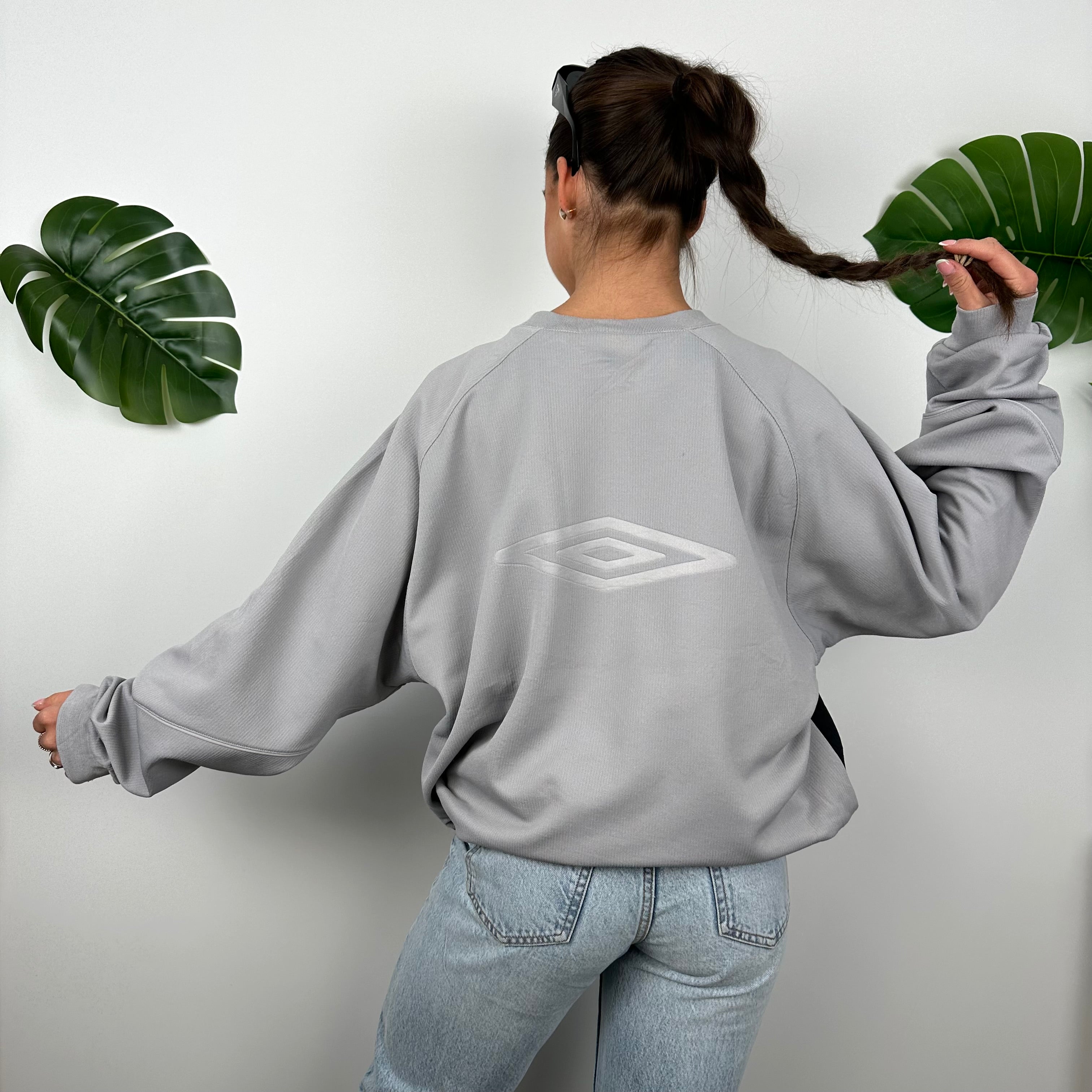 Umbro Grey Embroidered Spell Out Sweatshirt (XL)