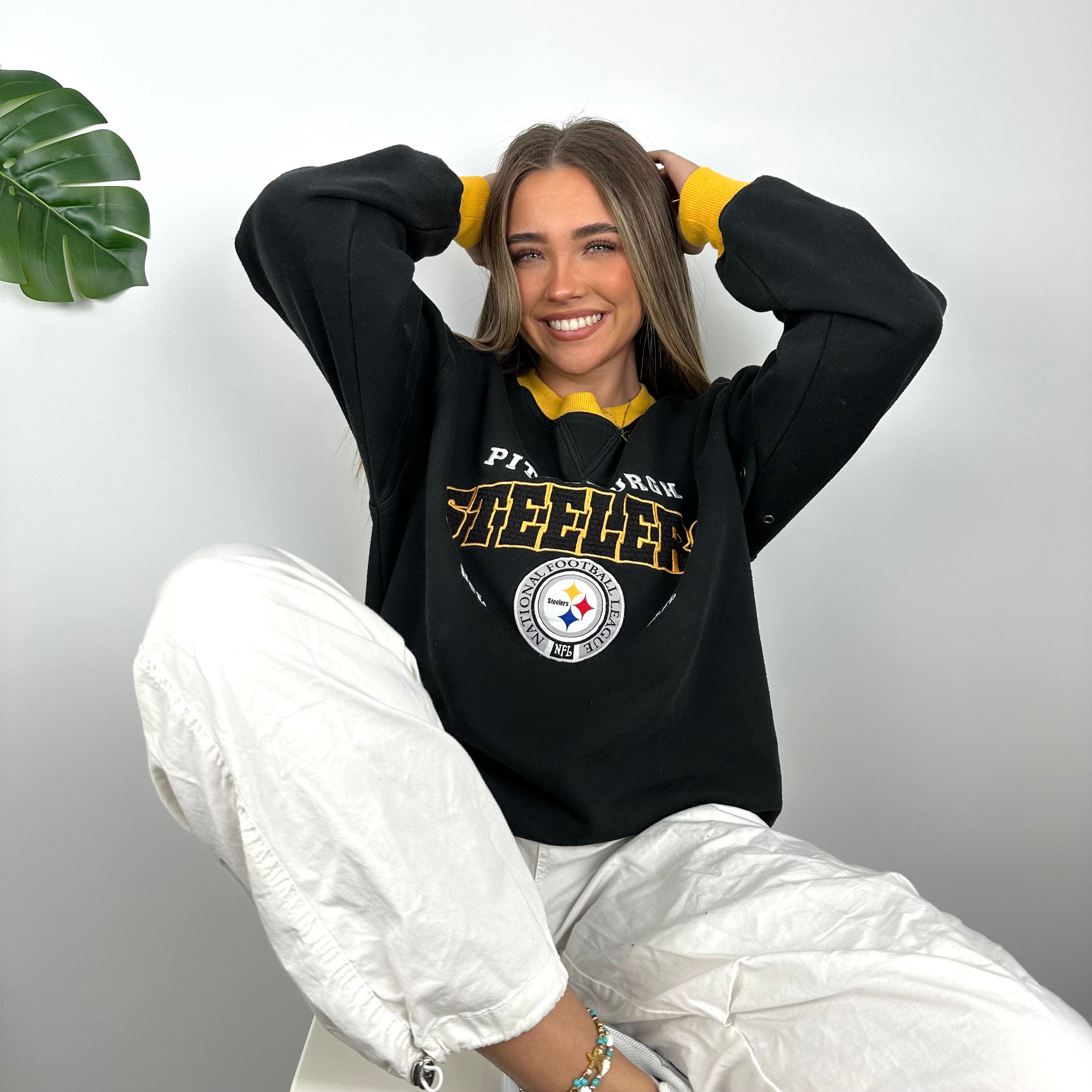 NFL Pittsburgh Steelers Black Embroidered Spell Out Sweatshirt (M)